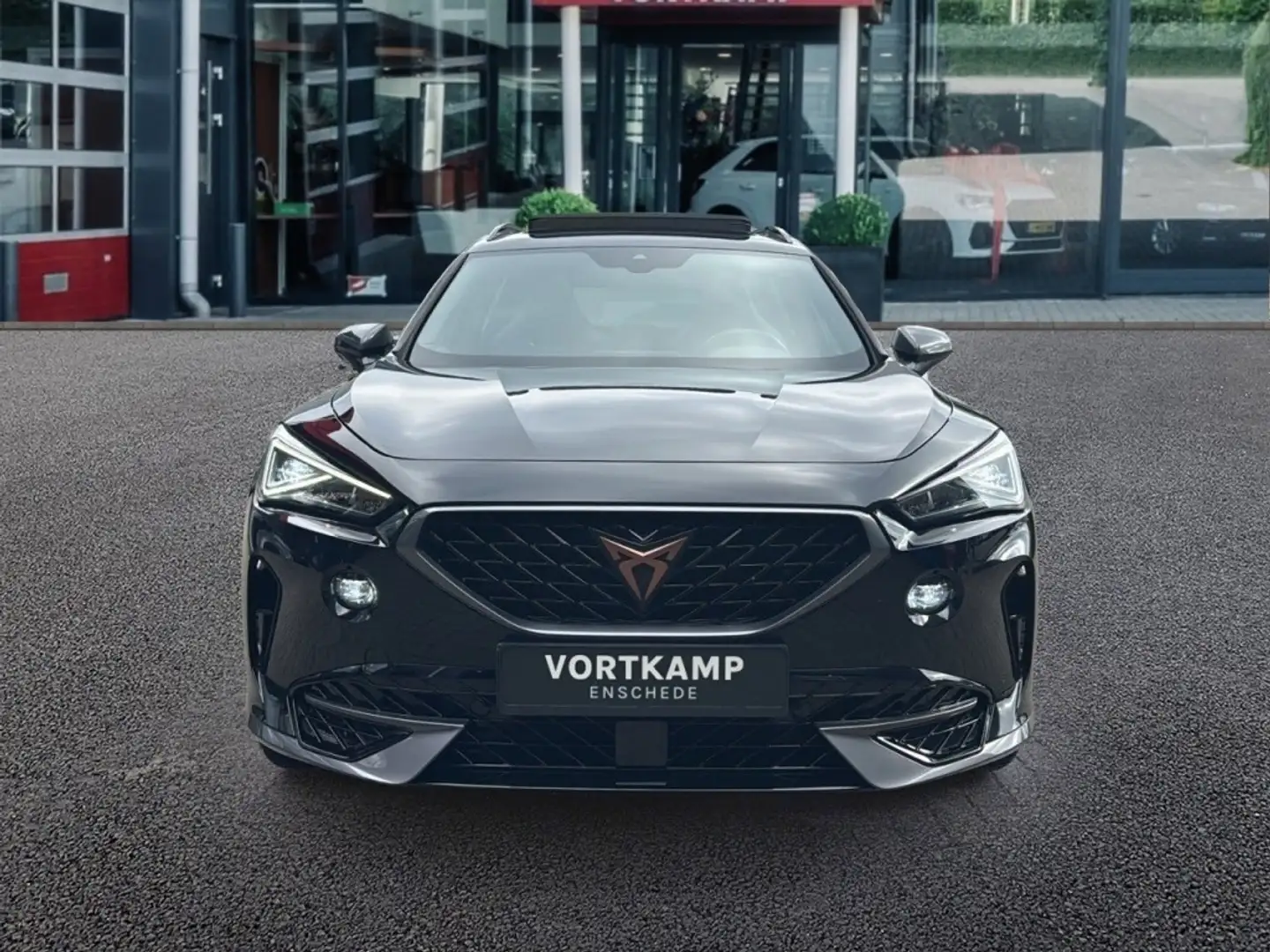 CUPRA Formentor 1.4 TSI DSG E-HYBRID PANO-DAK/LEDER/MEMORY/CAMERA/ Zwart - 2