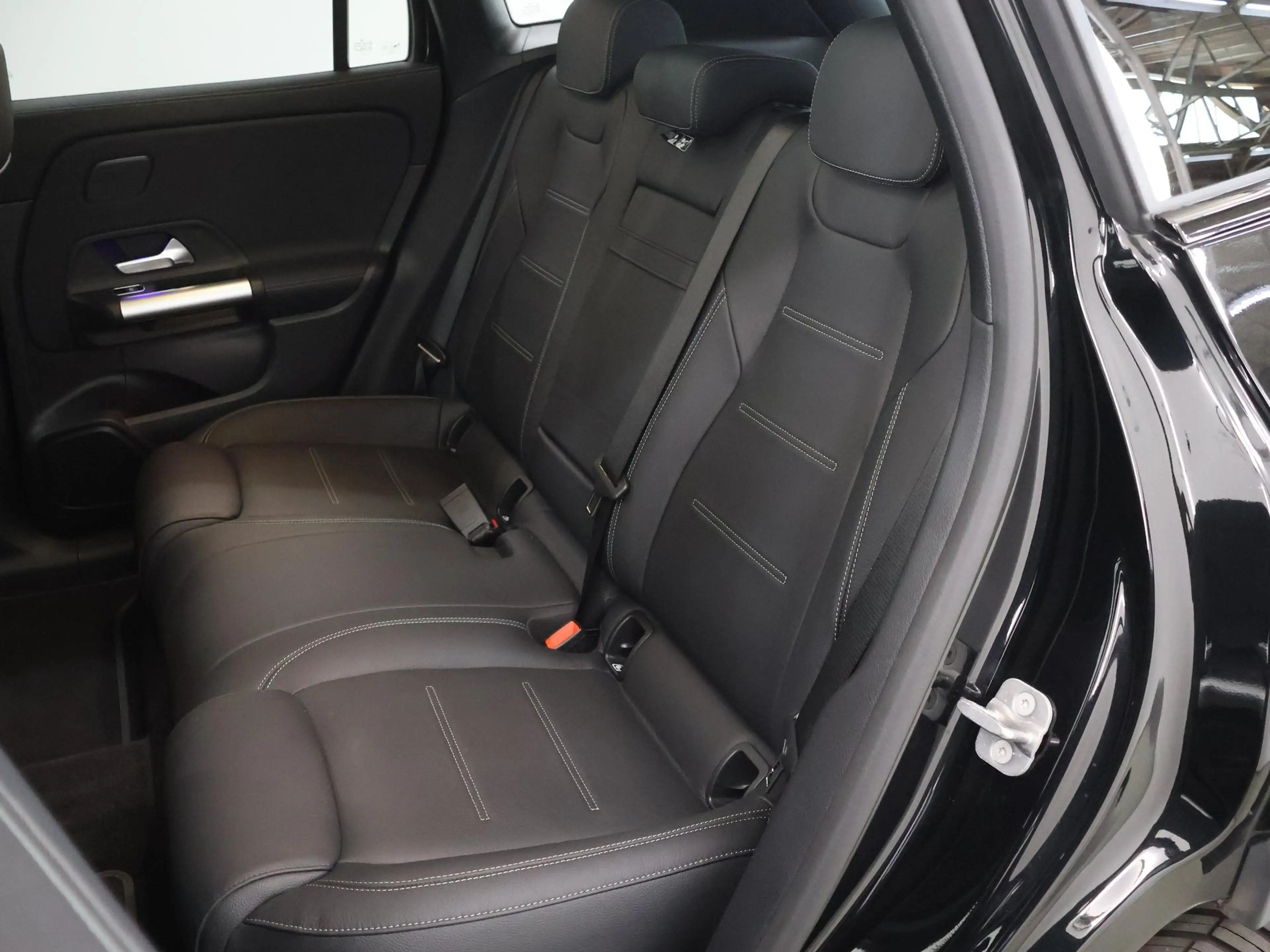 Mercedes-Benz EQA 350 4MATIC AMG Line 67 kWh | Panoramadak | Headup | Me — photo 11