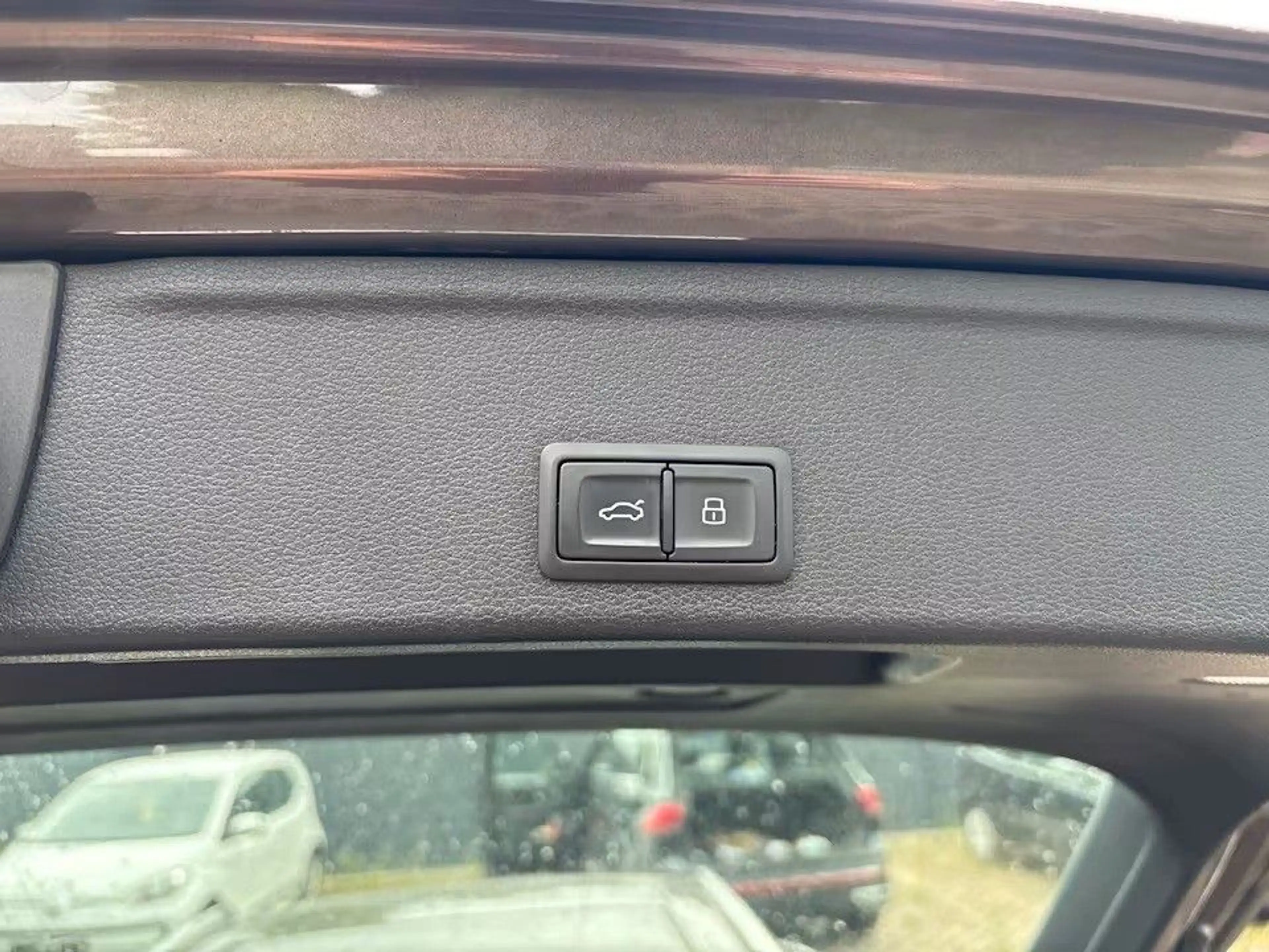 Audi A4 Avant design ultra *PANO*Assist*Kamera*2.Hand — photo 11