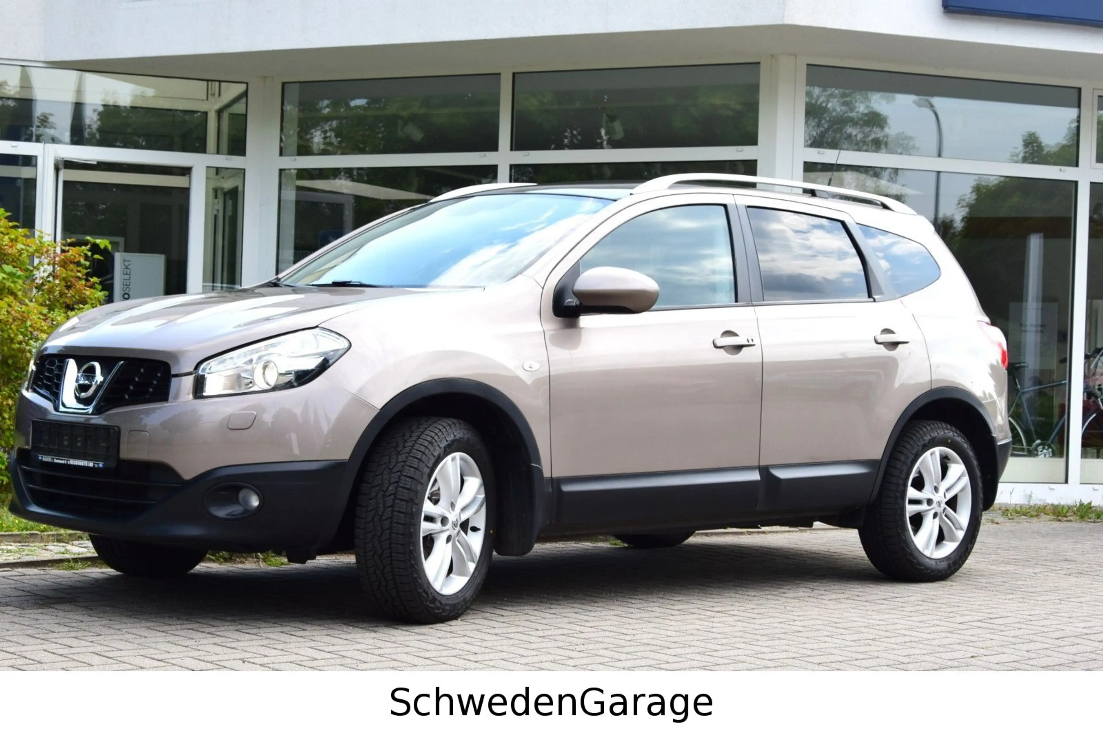 Nissan Qashqai +2 4X4 RFK/Pano/SHZ/KeyLessGo — photo 2