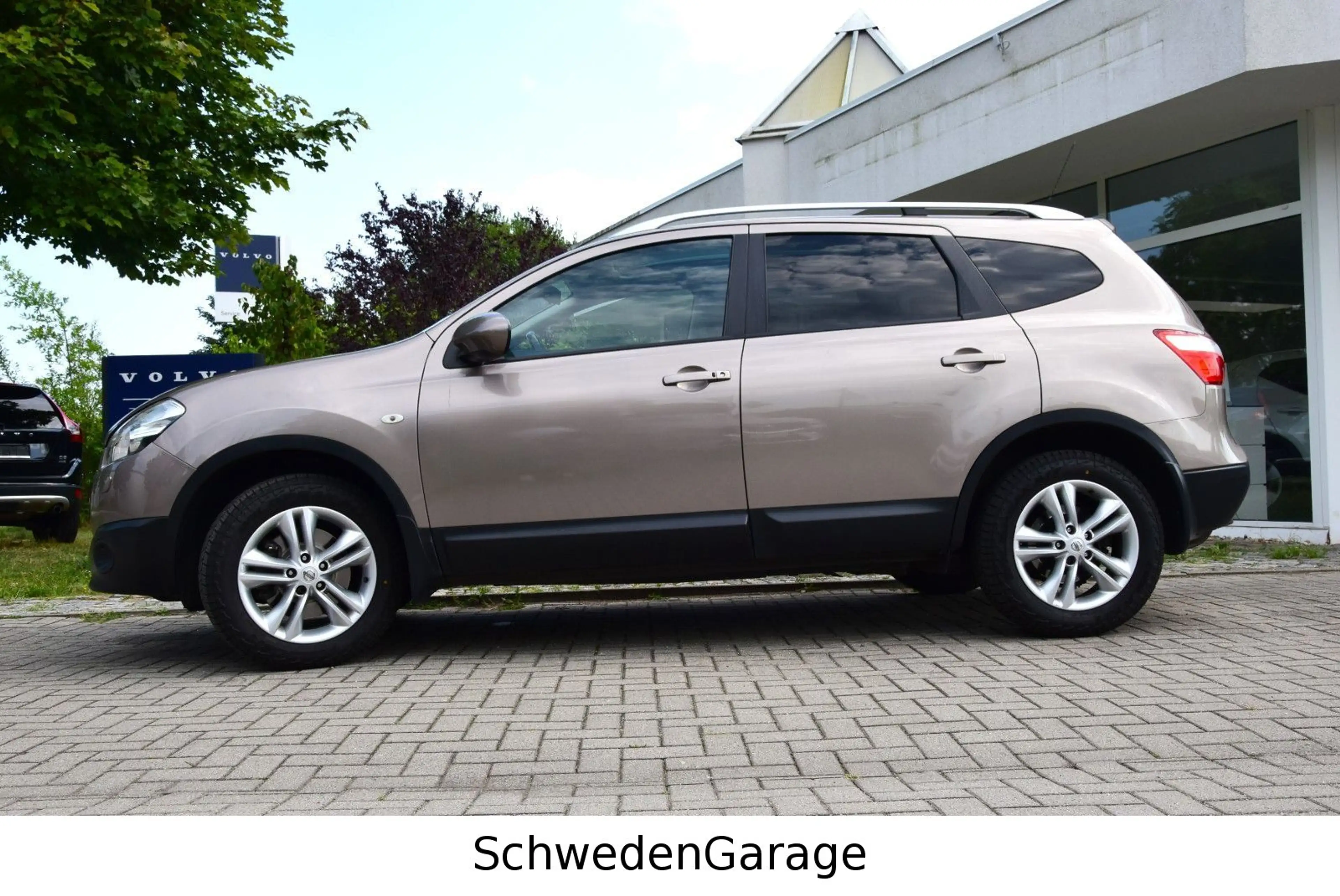Nissan Qashqai +2 4X4 RFK/Pano/SHZ/KeyLessGo — photo 3