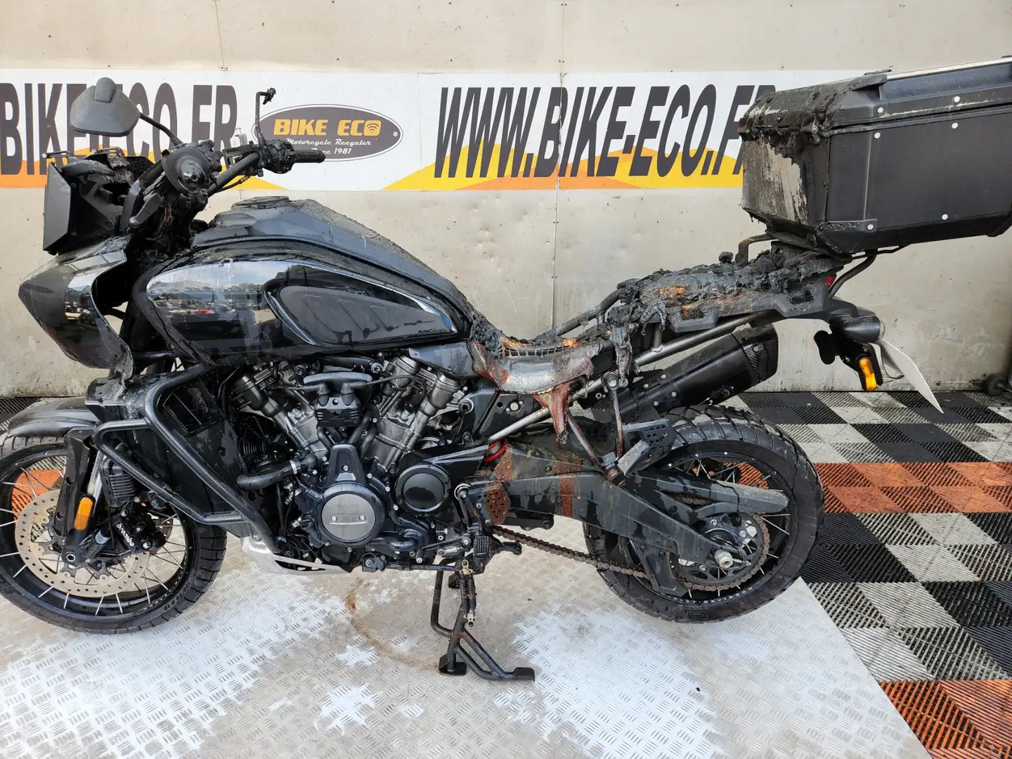 Harley-Davidson Pan America Чорний - 2