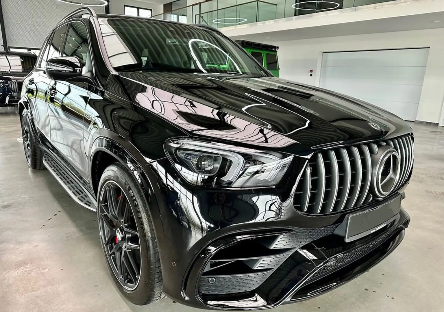 Mercedes-Benz GLE 63 AMG S 4Matic Aut. Fekete - 2