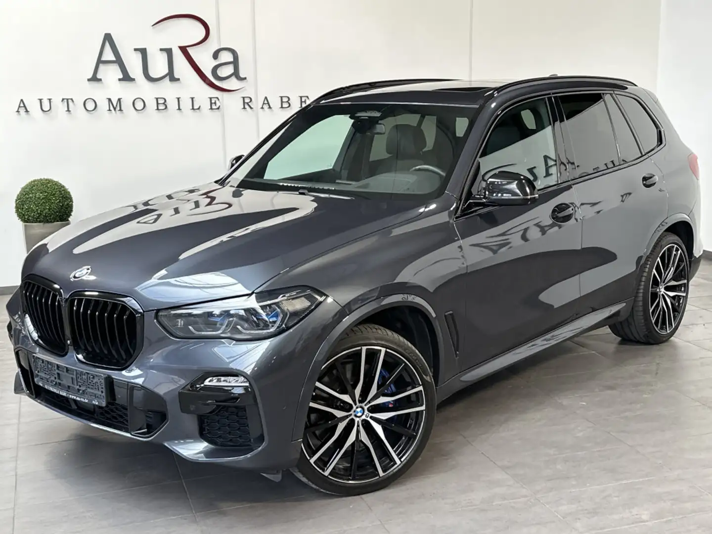 BMW X5 M NAV+LASER+AHK+HEAD-UP+22ZO+PANO+360GRAD Grau - 1