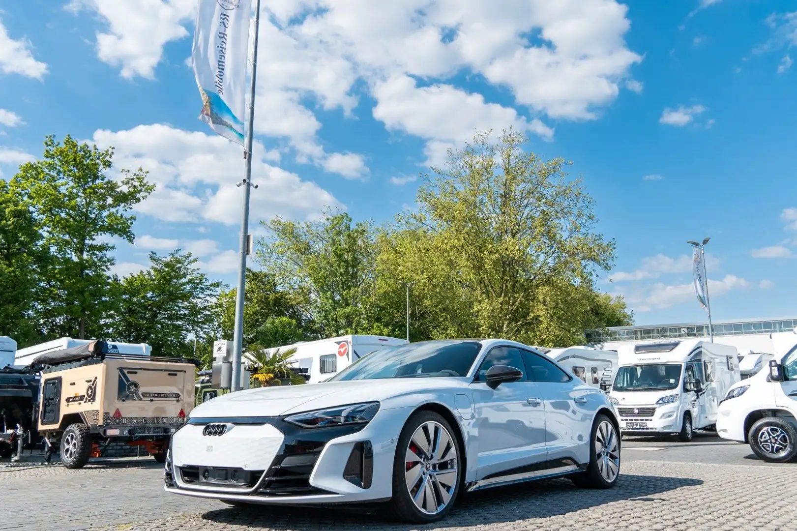Audi RS e-tron GT Carbon*AssistenzPlus*HeadUP*NP175T€ Alb - 1