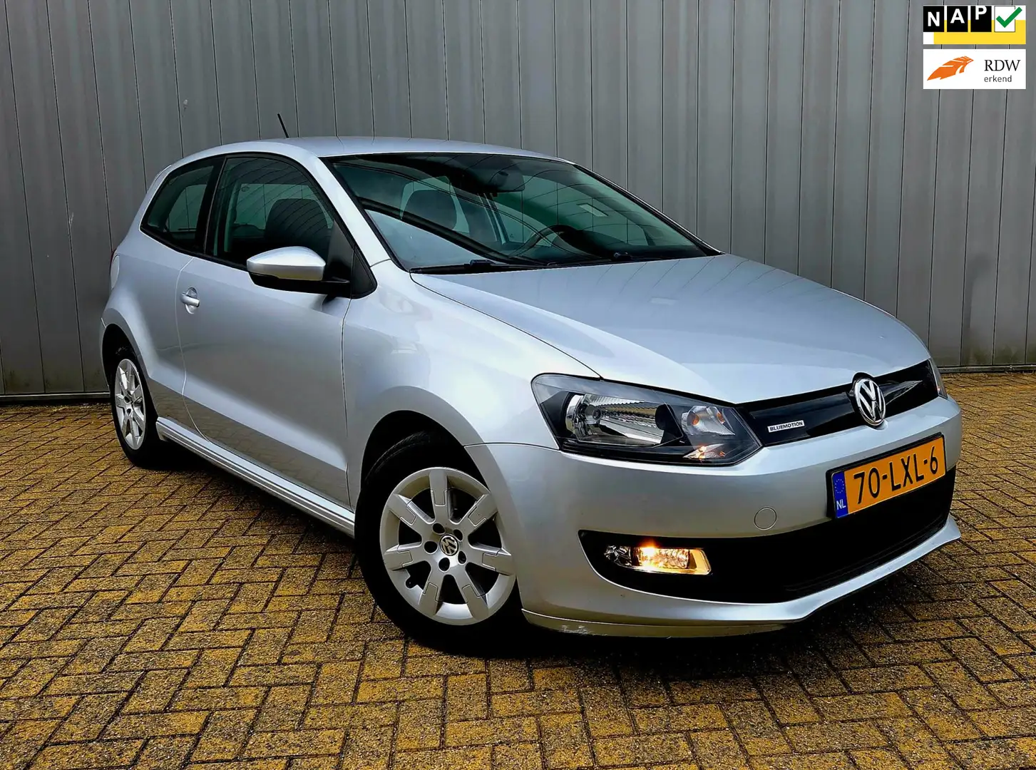 Volkswagen Polo 1.2 TDI BlueMotion Comfortline 117.800km !! NAP Gris - 1
