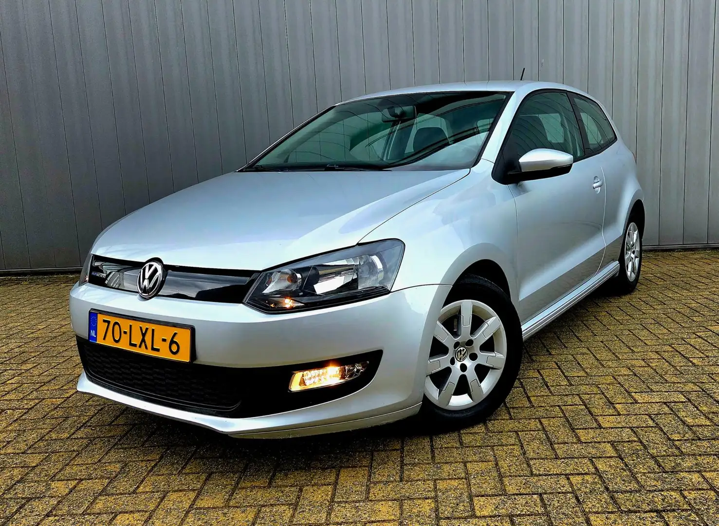 Volkswagen Polo 1.2 TDI BlueMotion Comfortline 117.800km !! NAP Gris - 2