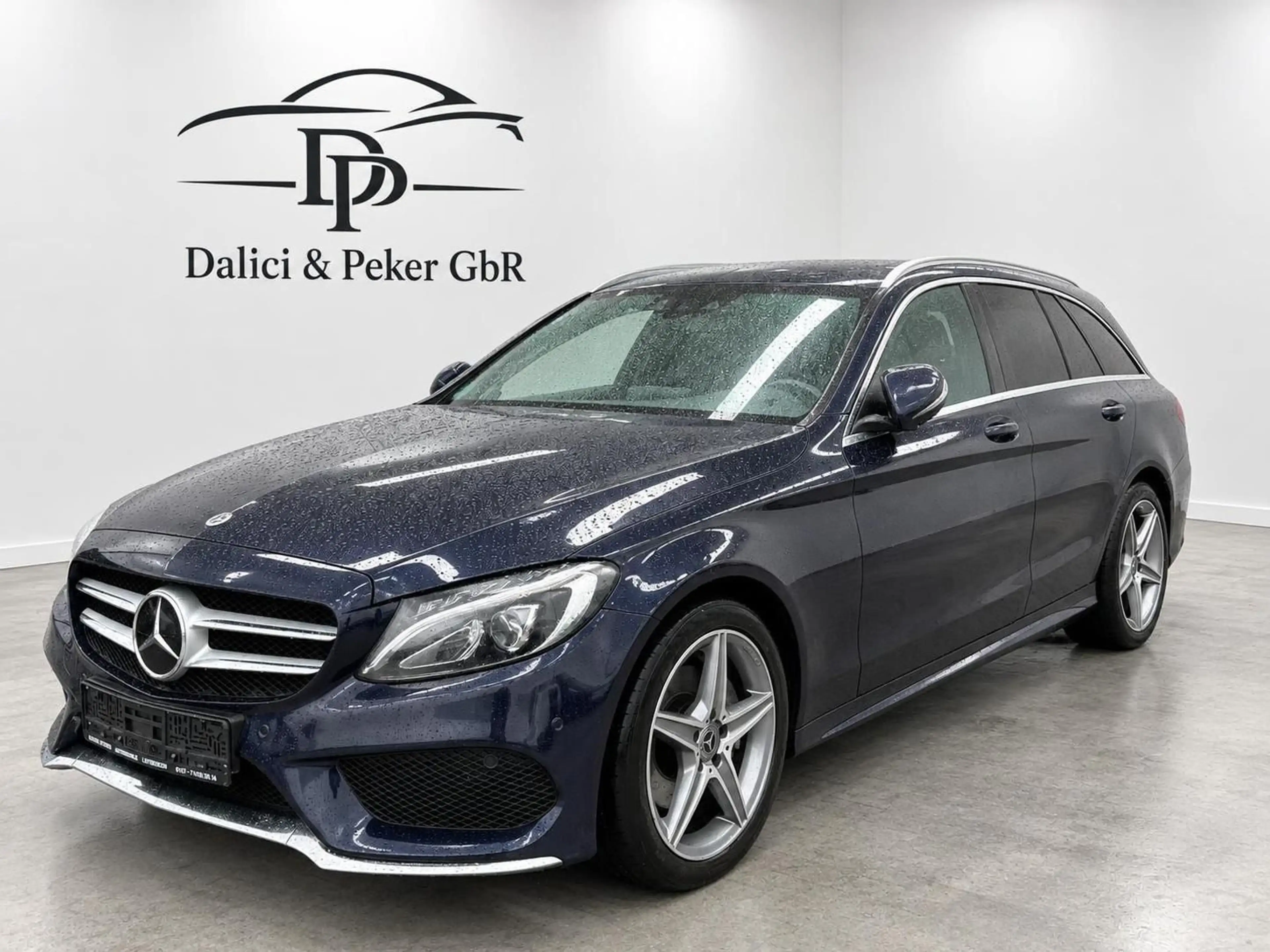 Mercedes-Benz C 220 d 4Matic AMG Line+LEDER+NAVI+CAM+AHK+LED
