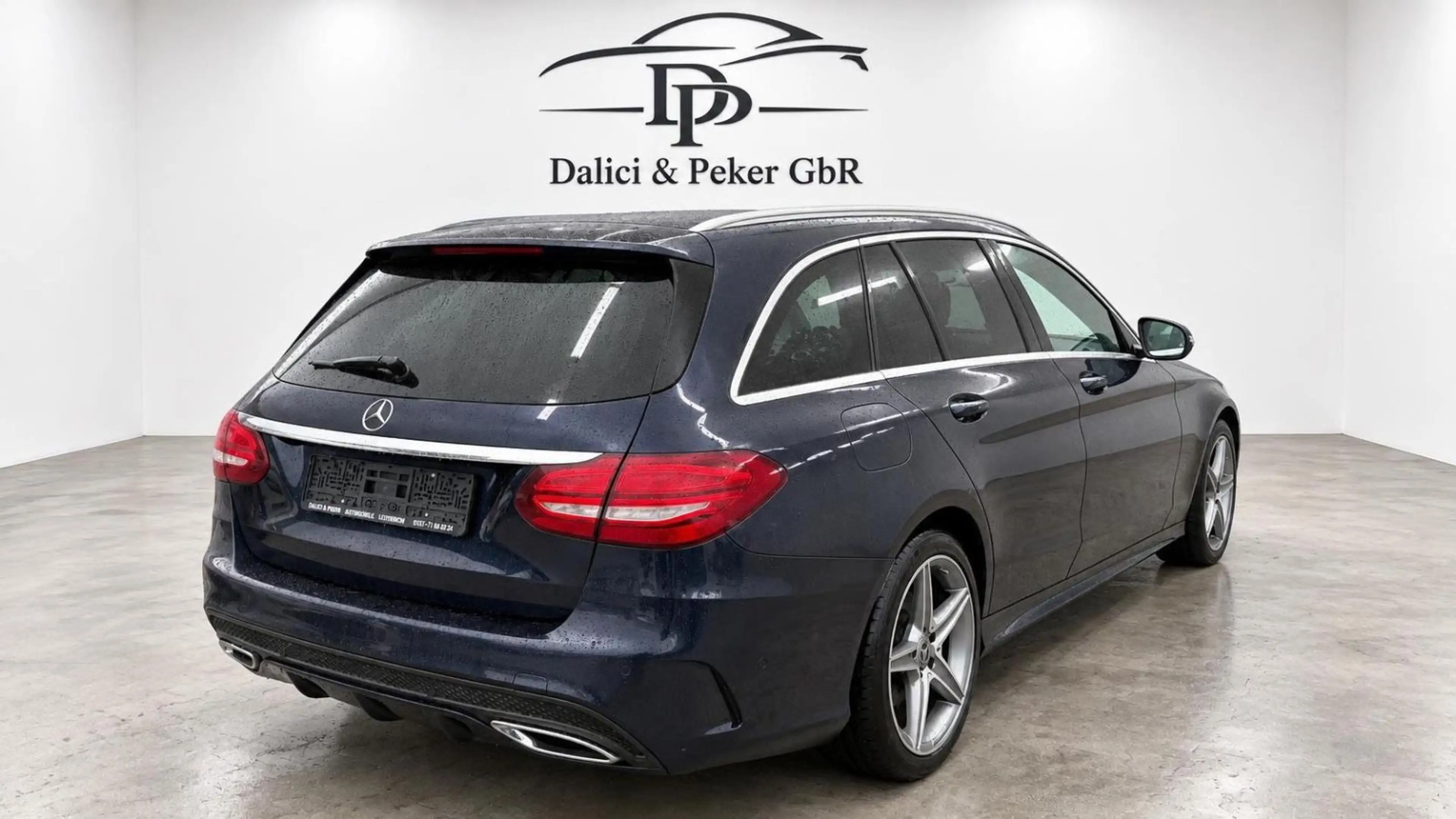 Mercedes-Benz C 220 d 4Matic AMG Line+LEDER+NAVI+CAM+AHK+LED — photo 8