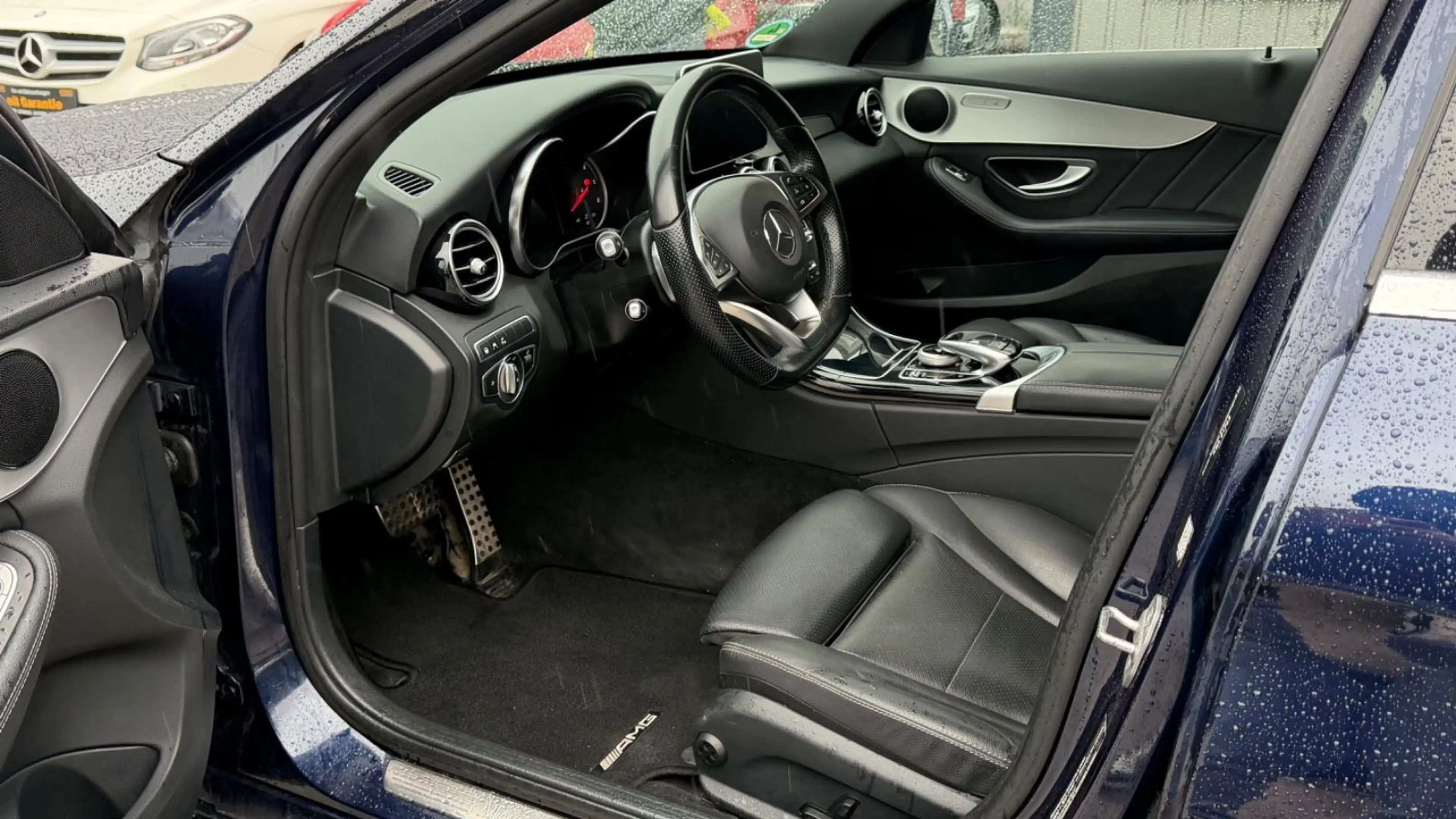 Mercedes-Benz C 220 d 4Matic AMG Line+LEDER+NAVI+CAM+AHK+LED — photo 10