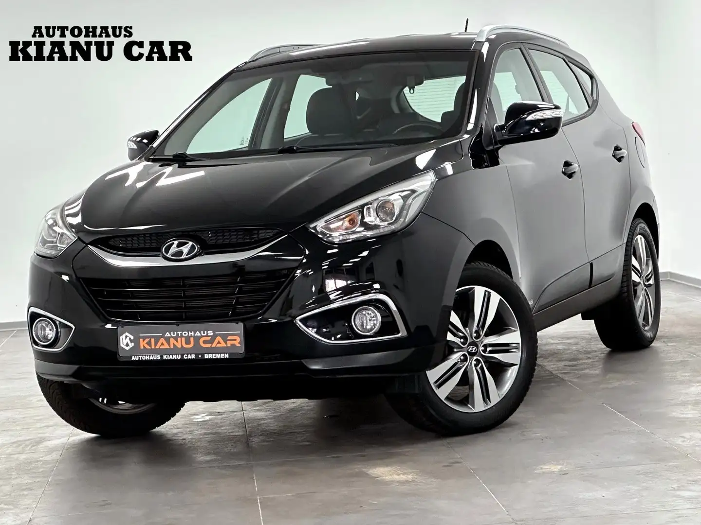 Hyundai iX35 .NAVI.AHK.TMP.KLIMAAUTOMATIK.SHZ.ALLRAD Schwarz - 1