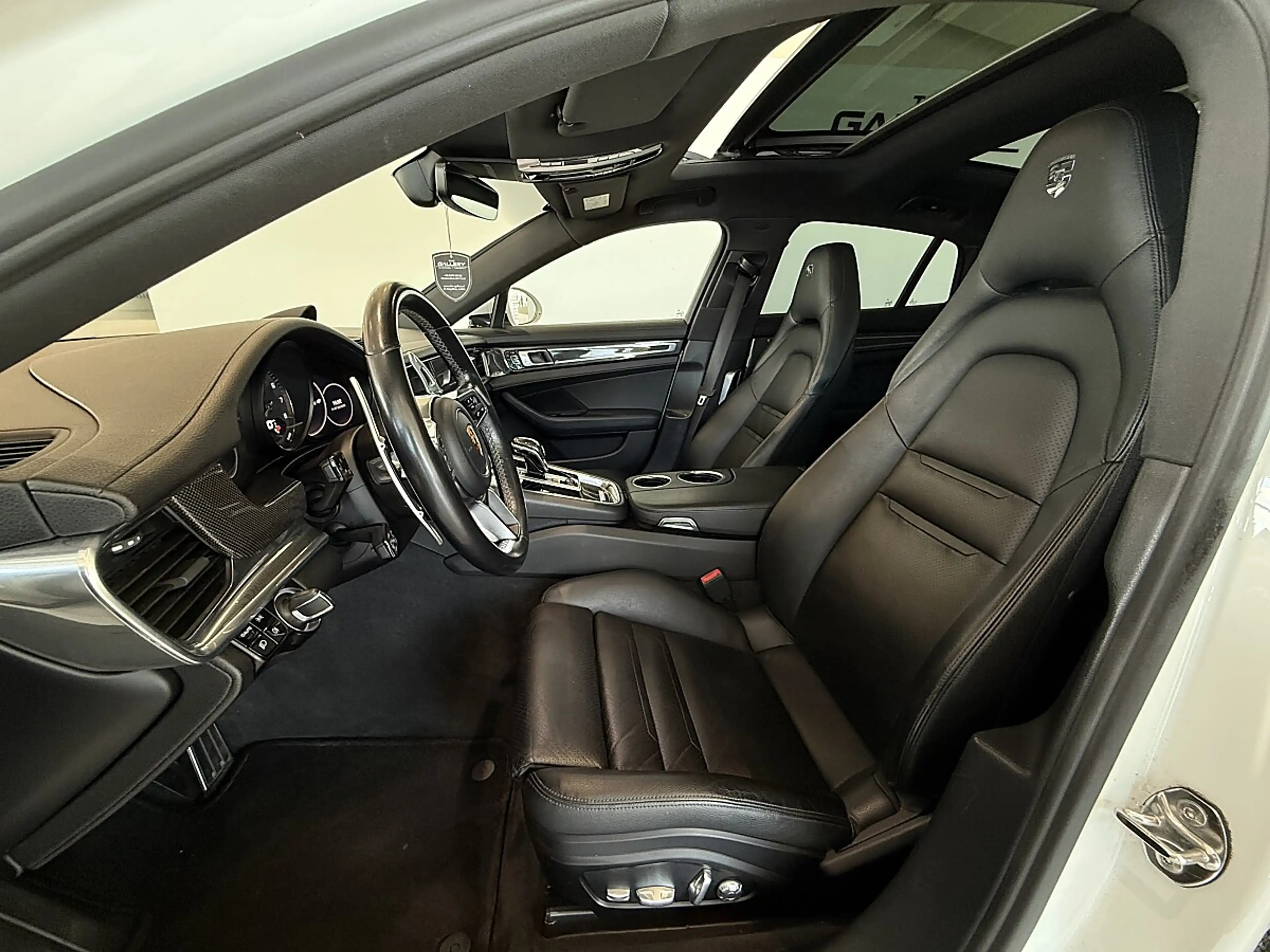 Porsche Panamera 4 E-Hybrid PHEV Executive Aut.*Panorama*BOSE*Ma... — photo 13