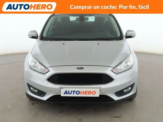 Ford Focus view 9