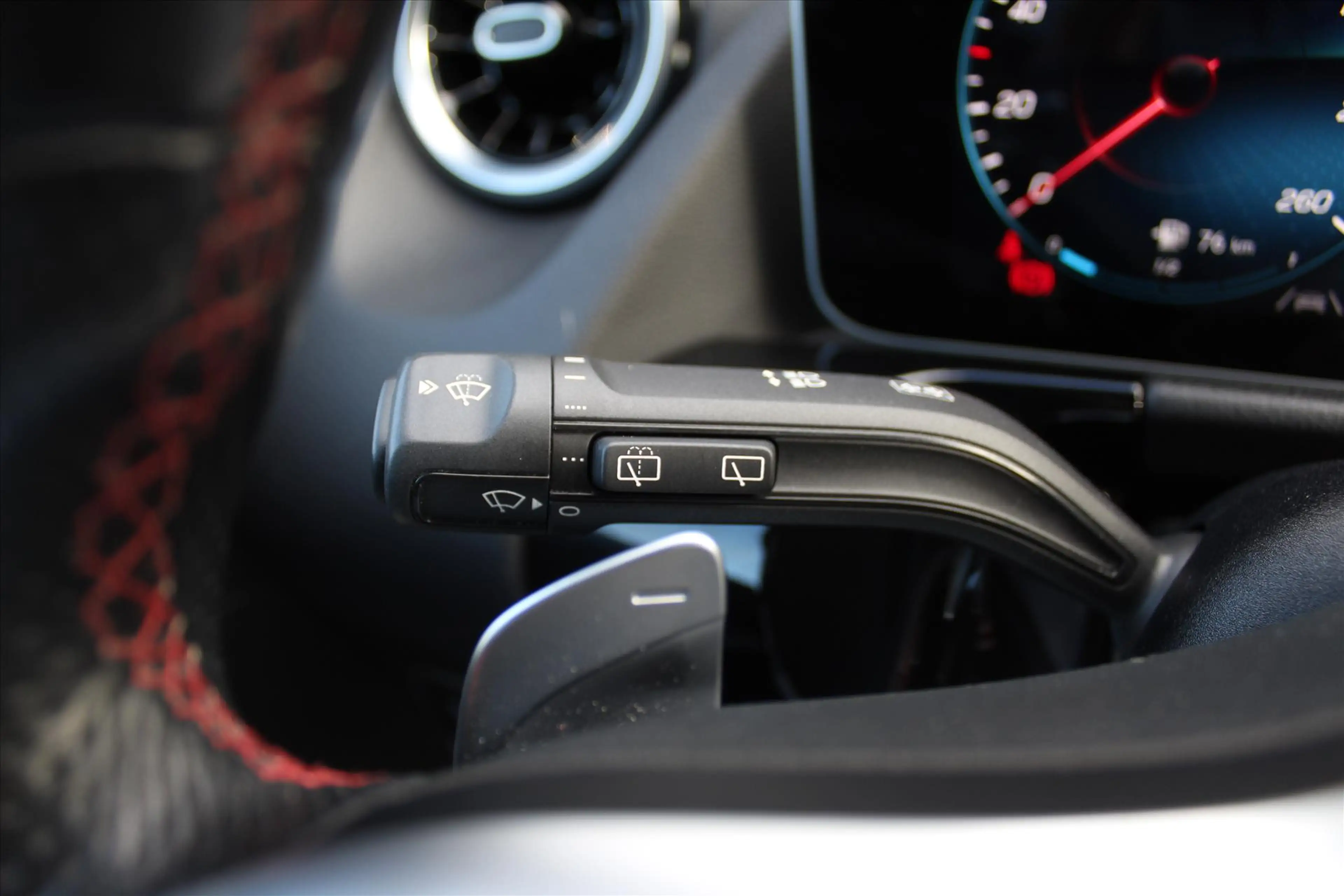 Mercedes-Benz B 180 B180 136PK 7G-DCT Business Solution AMG | Camera | — photo 25