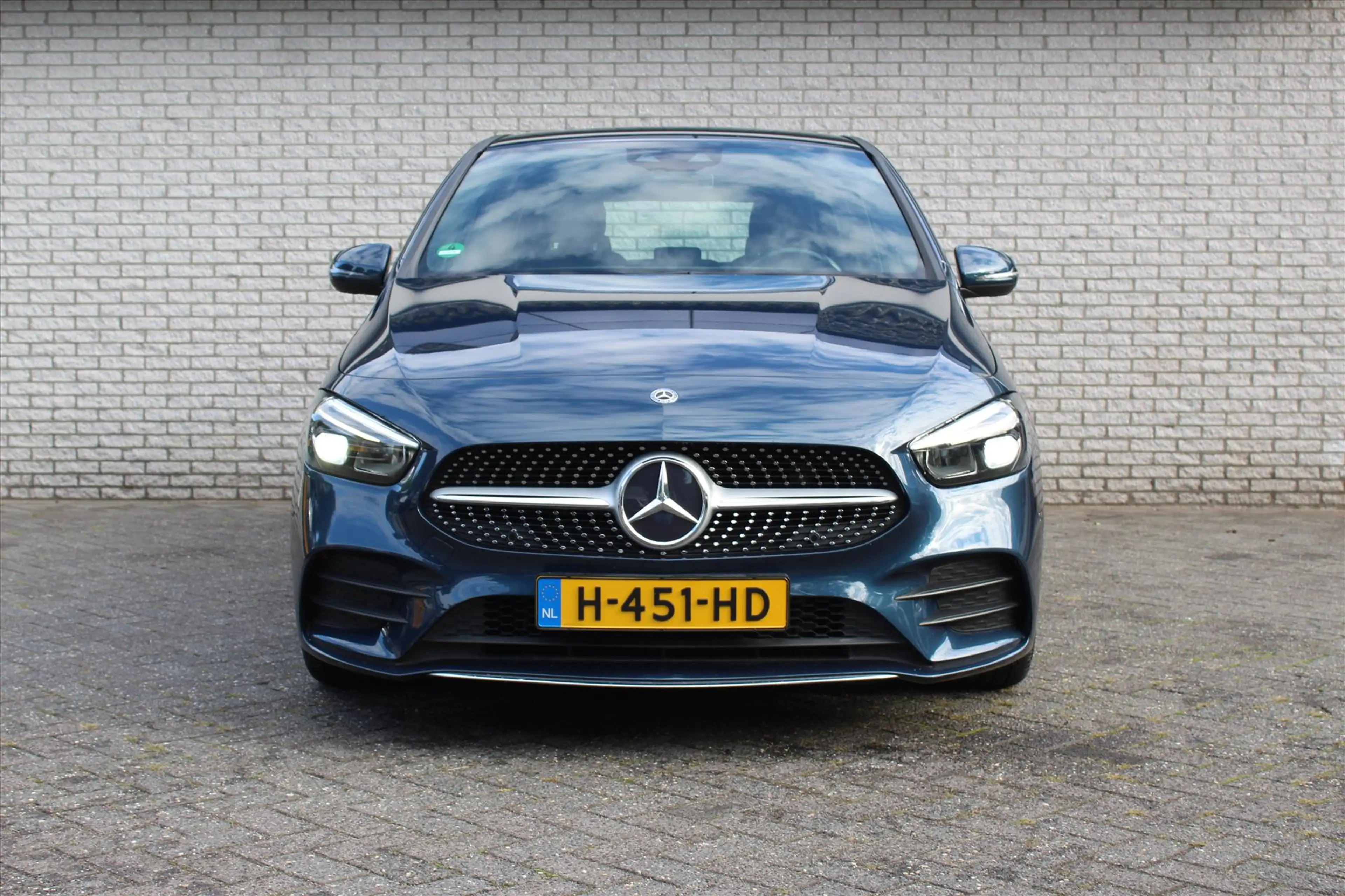 Mercedes-Benz B 180 B180 136PK 7G-DCT Business Solution AMG | Camera | — photo 7