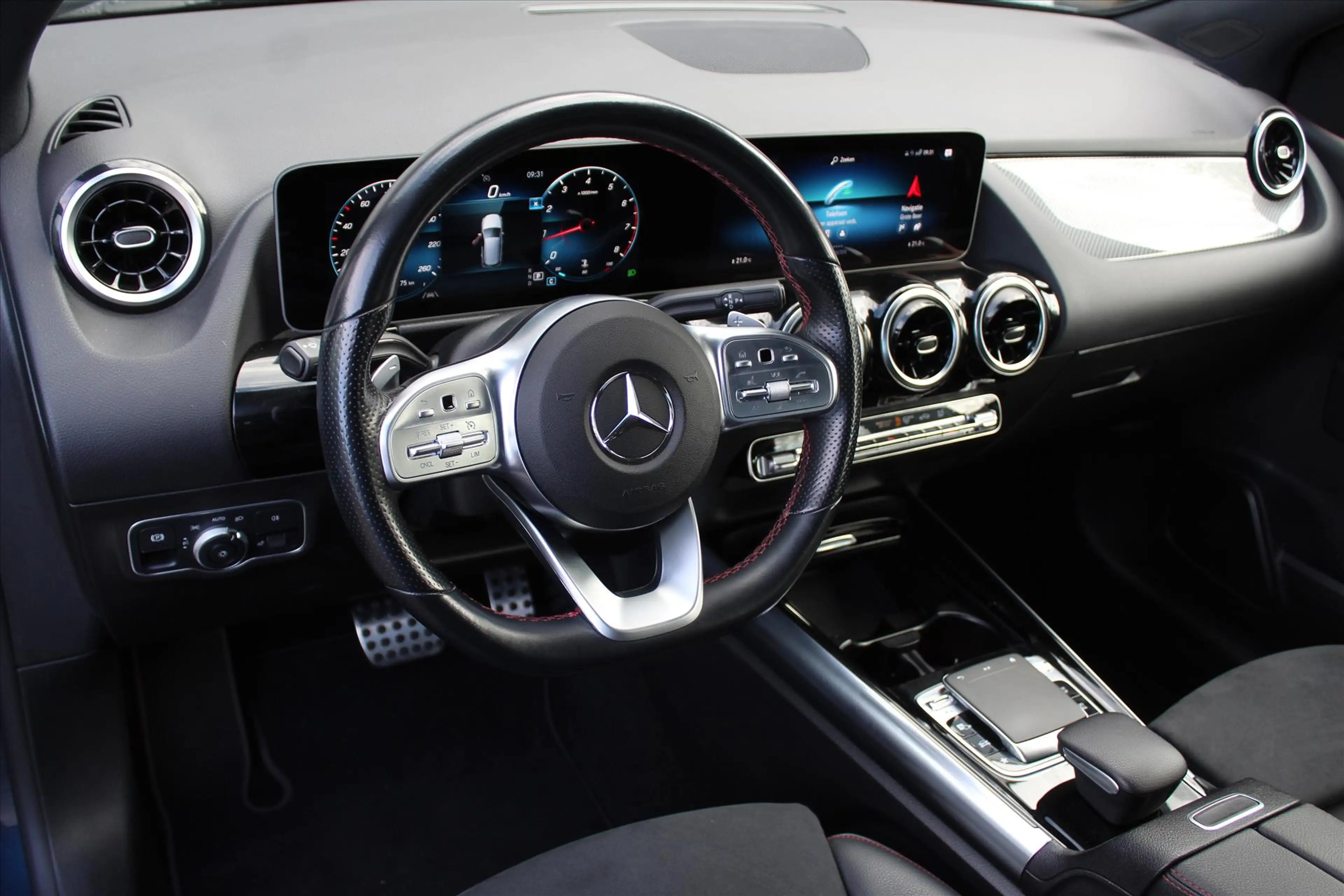 Mercedes-Benz B 180 B180 136PK 7G-DCT Business Solution AMG | Camera | — photo 3