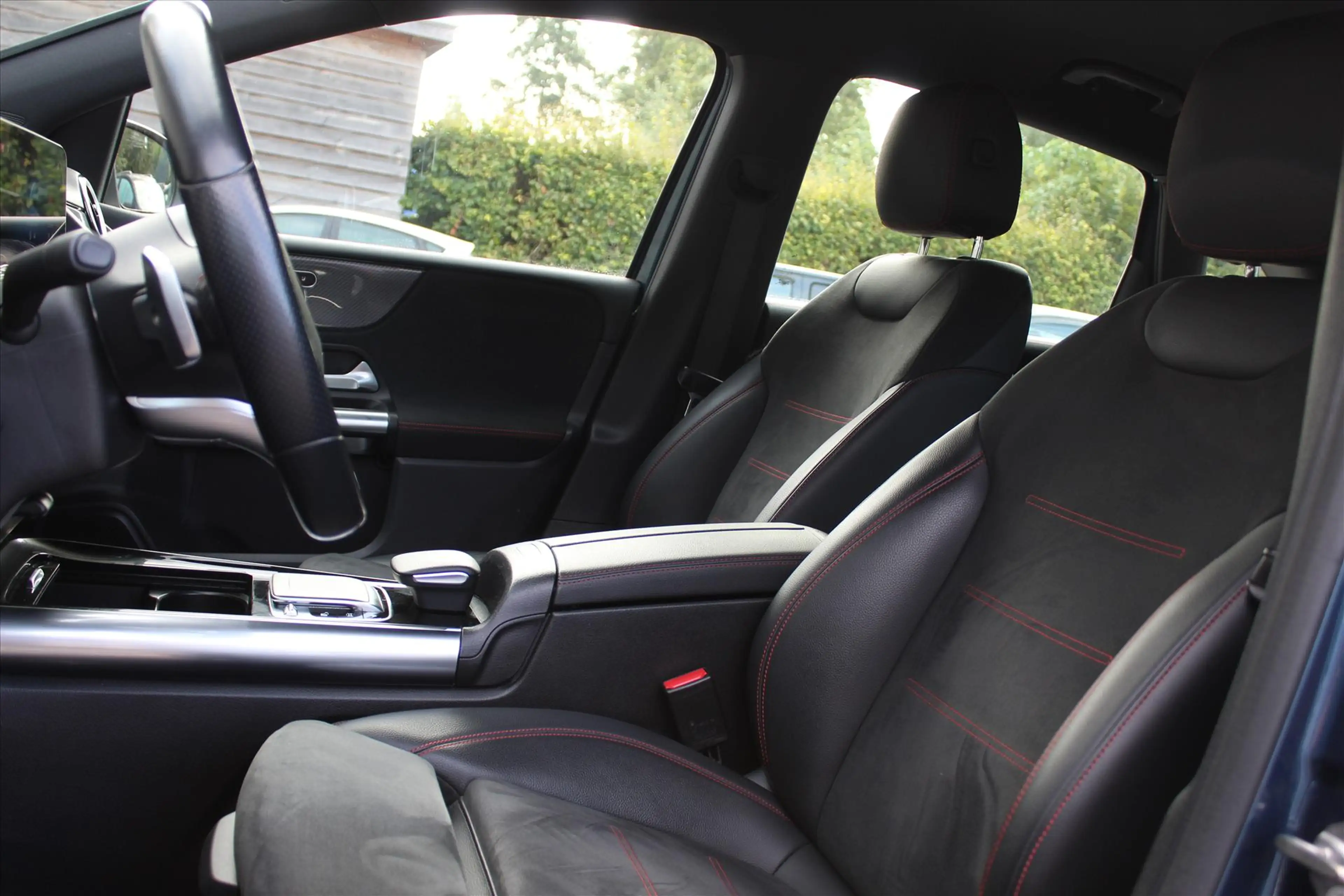 Mercedes-Benz B 180 B180 136PK 7G-DCT Business Solution AMG | Camera | — photo 4