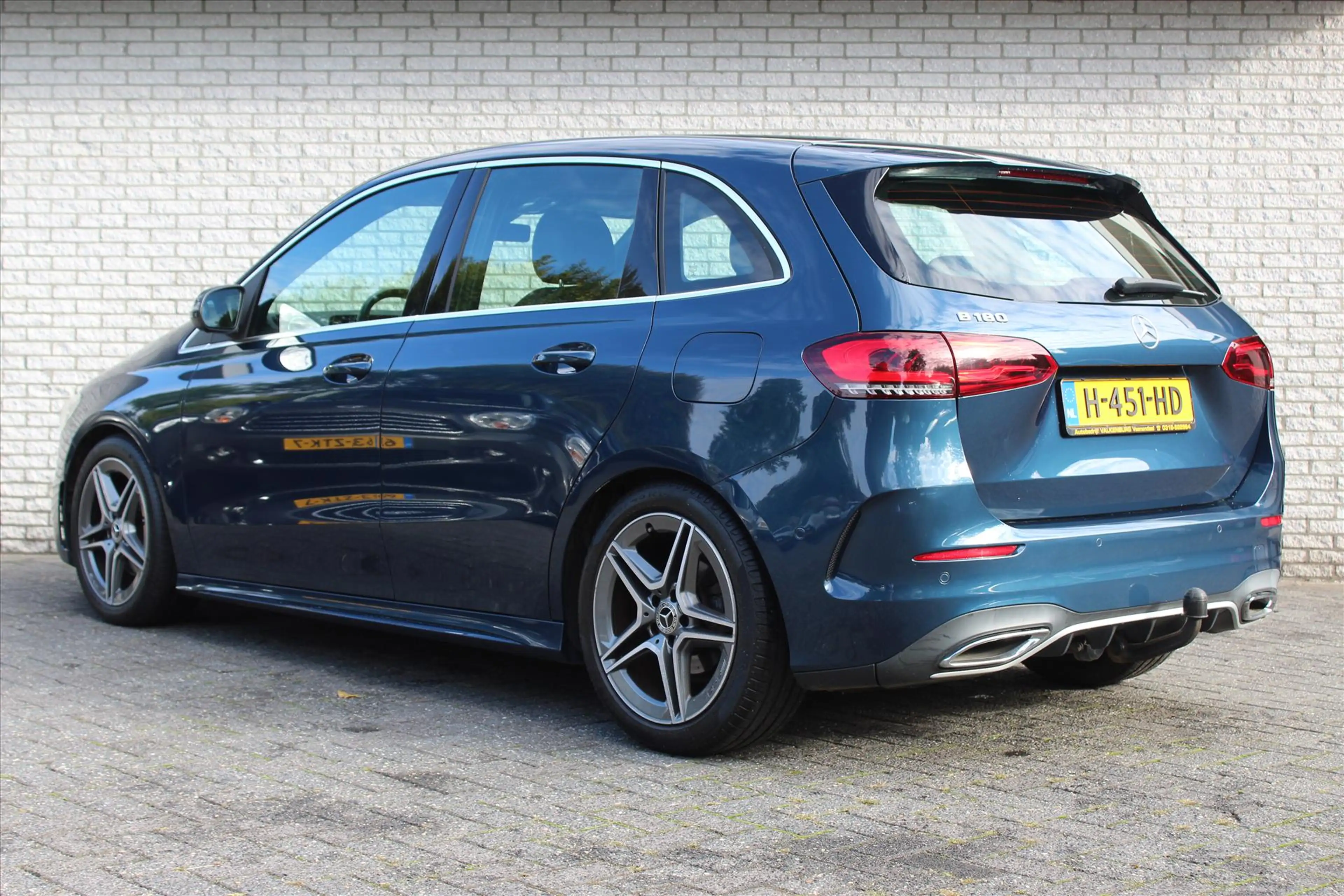 Mercedes-Benz B 180 B180 136PK 7G-DCT Business Solution AMG | Camera | — photo 19