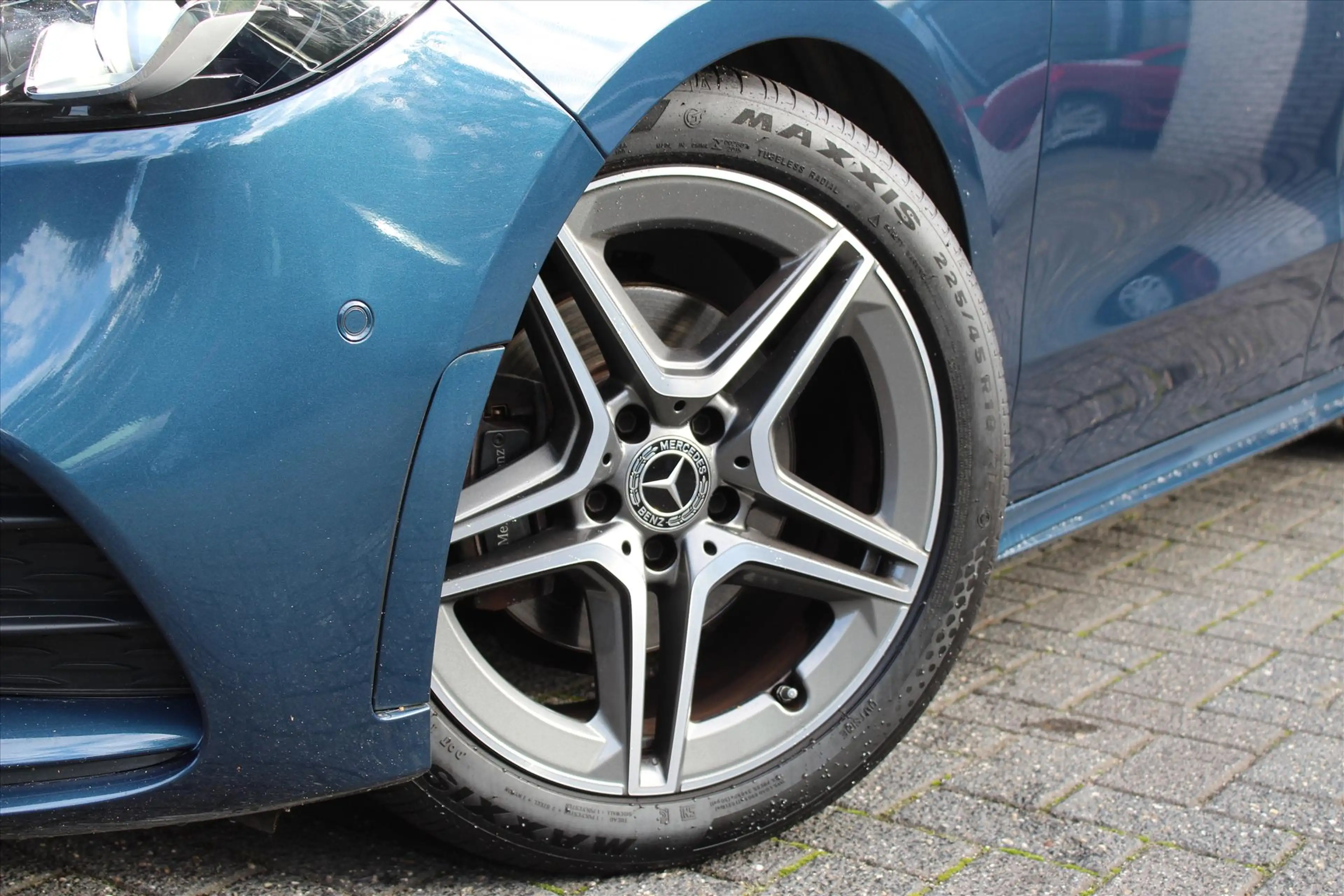 Mercedes-Benz B 180 B180 136PK 7G-DCT Business Solution AMG | Camera | — photo 21