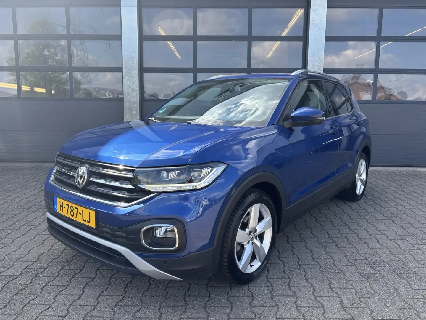 Volkswagen T-Cross 1.0 TSI 115pk Style Blauw - 1