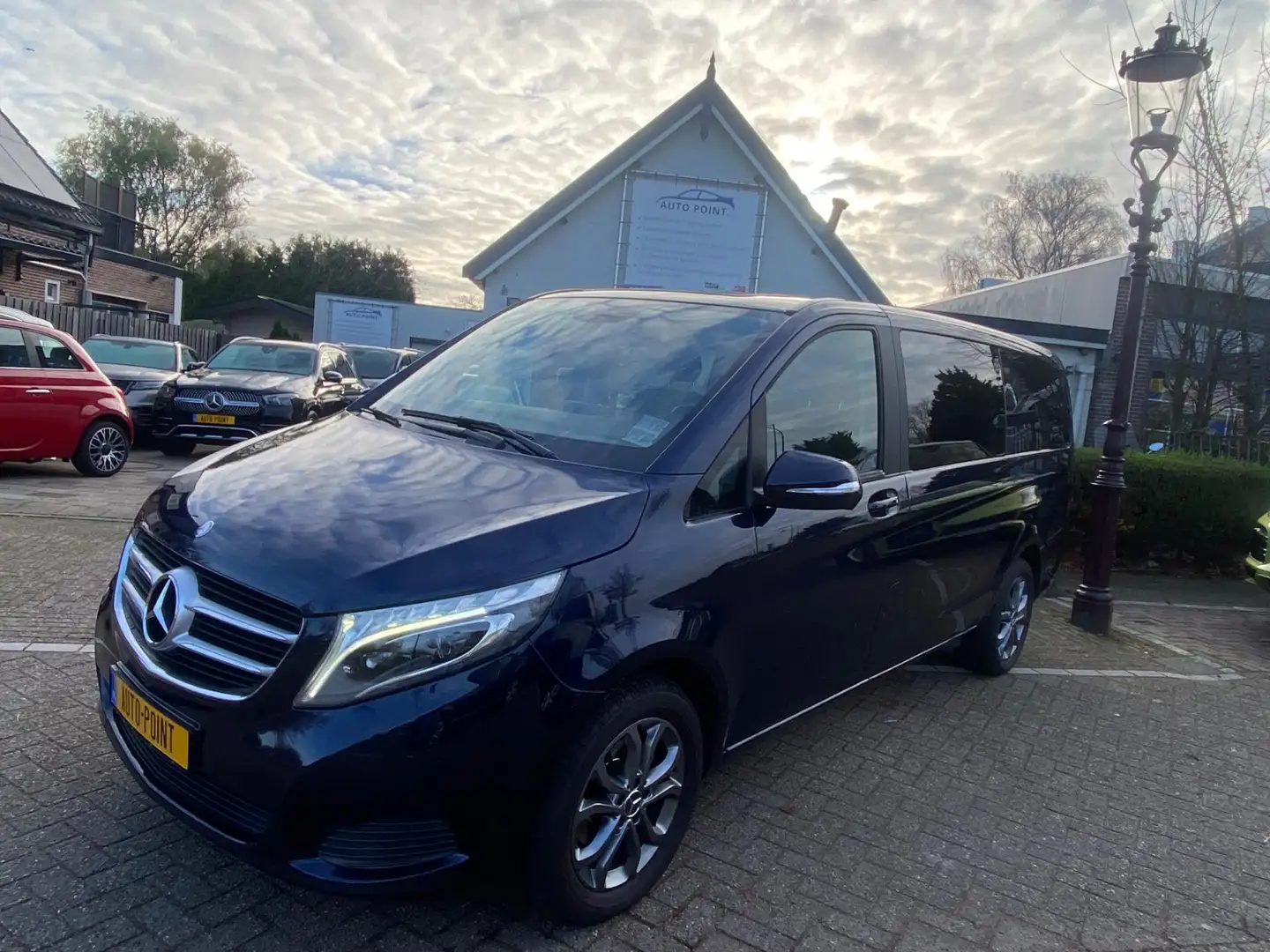 Mercedes-Benz V 220 220D LANG 7-PERS/CAMERA/PDC/INCLUSIEF BTW Blauw - 1