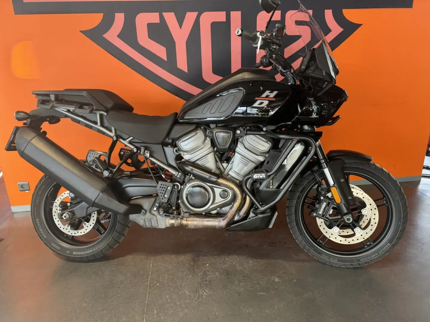 Harley-Davidson Pan America Tour Noir - 1
