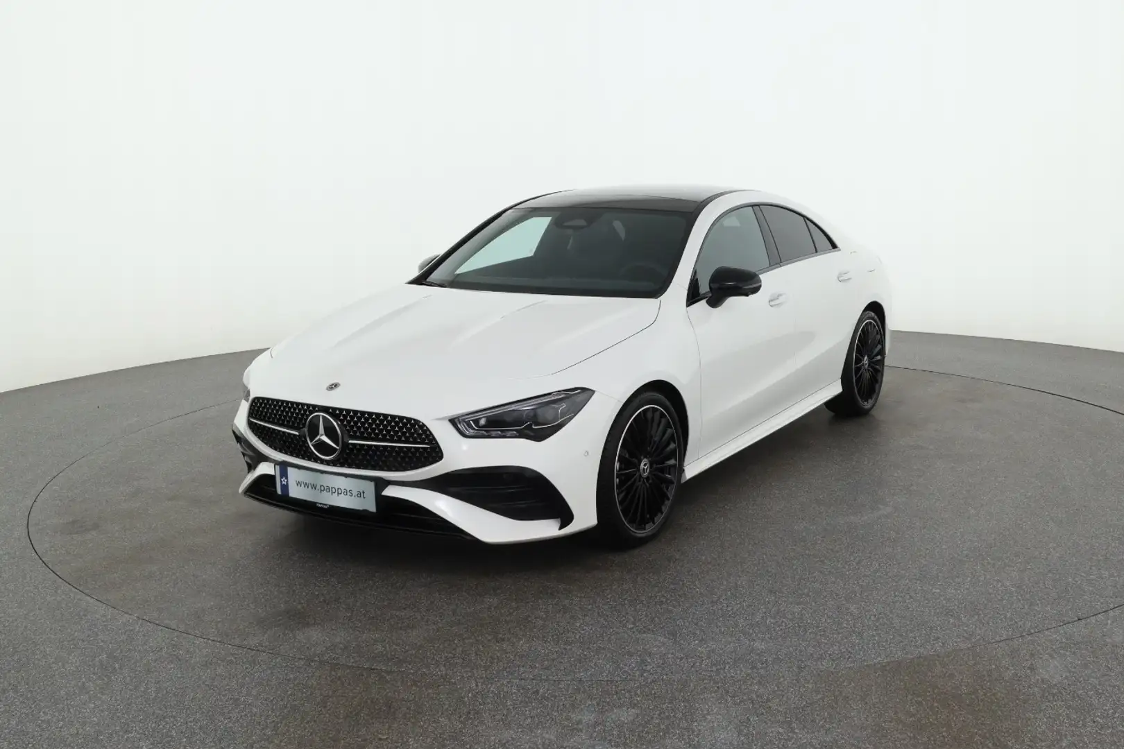 Mercedes-Benz CLA 200 d Coupé Pano Wide LED Navi HUD Cam Distr Weiß - 1