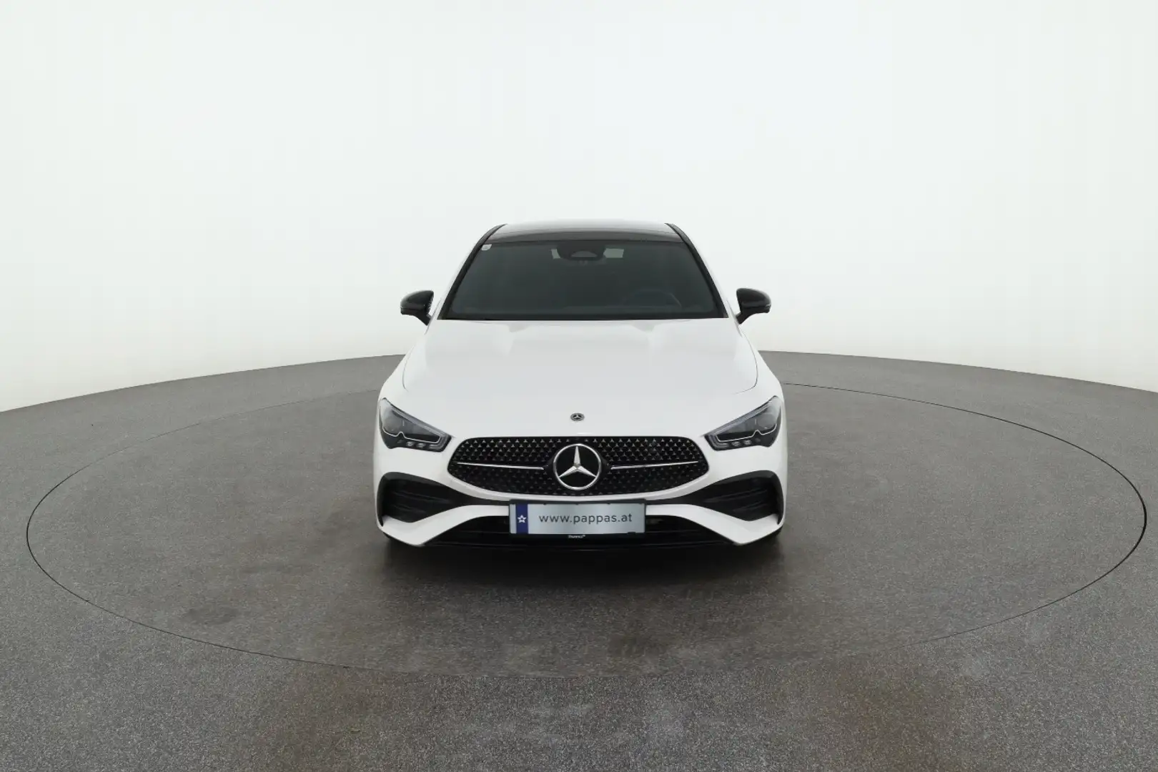 Mercedes-Benz CLA 200 d Coupé Pano Wide LED Navi HUD Cam Distr Weiß - 2