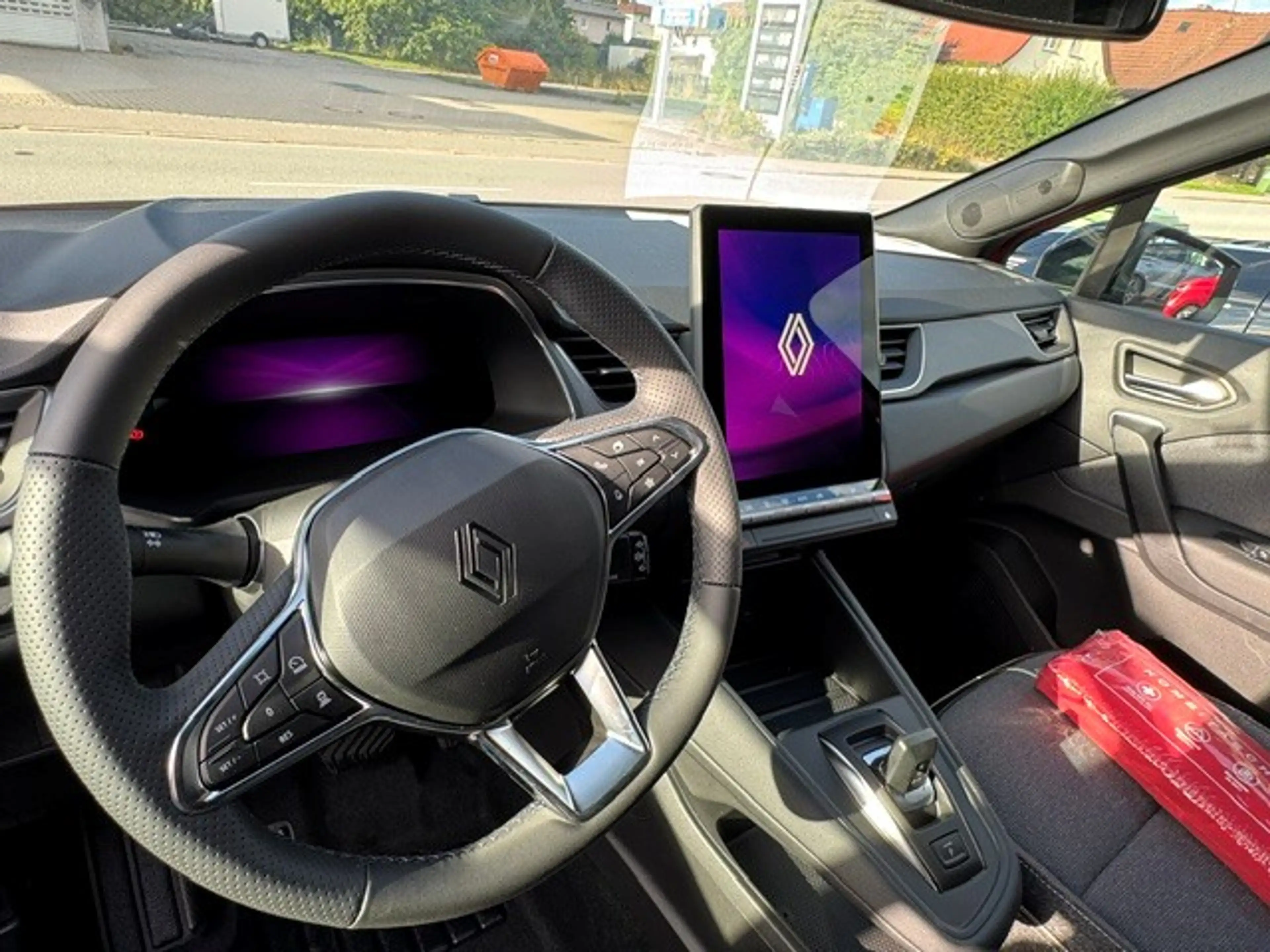 Renault Captur Techno — photo 4