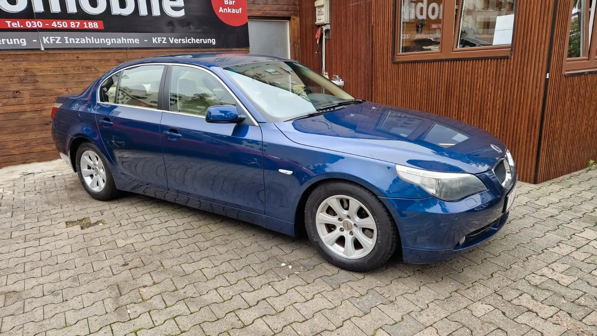 BMW 520 Baureihe 5 Lim. 520i Automatik, Volleder Blue - 2