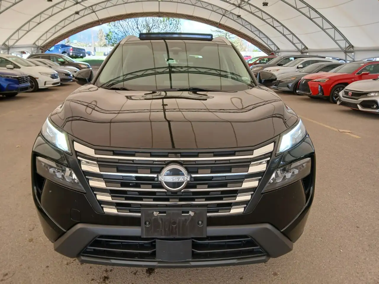 Nissan Rogue снимка Nissan Rogue