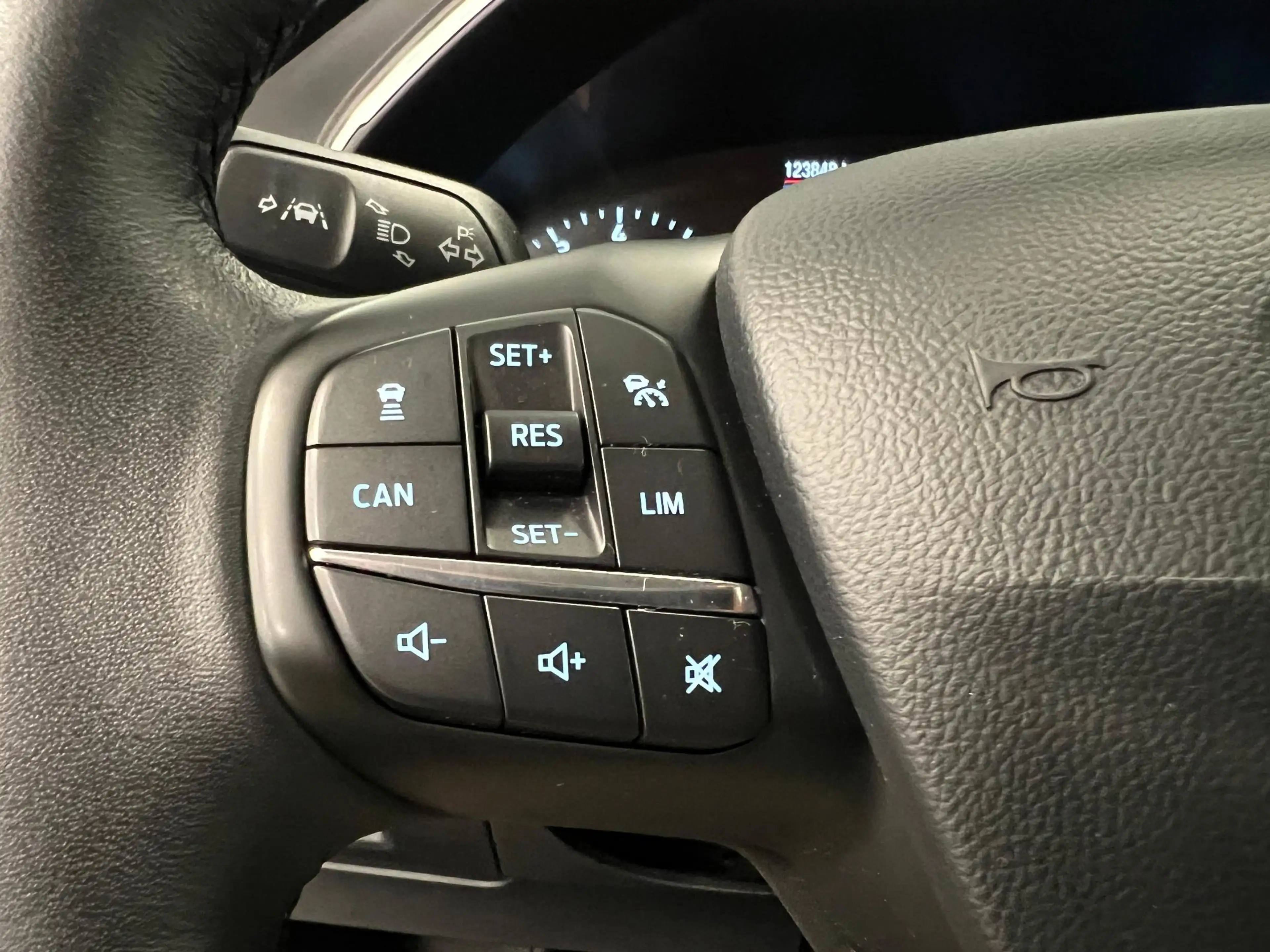 Ford Focus 1.0 EcoBoost Titanium Business Stoel-stuurverw. / — photo 15