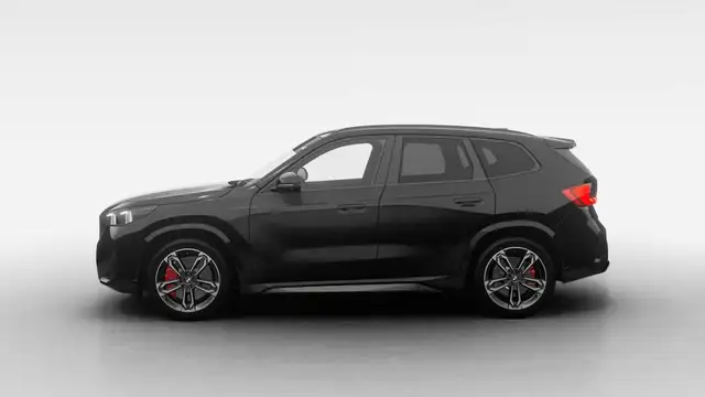 BMW X1 view 4