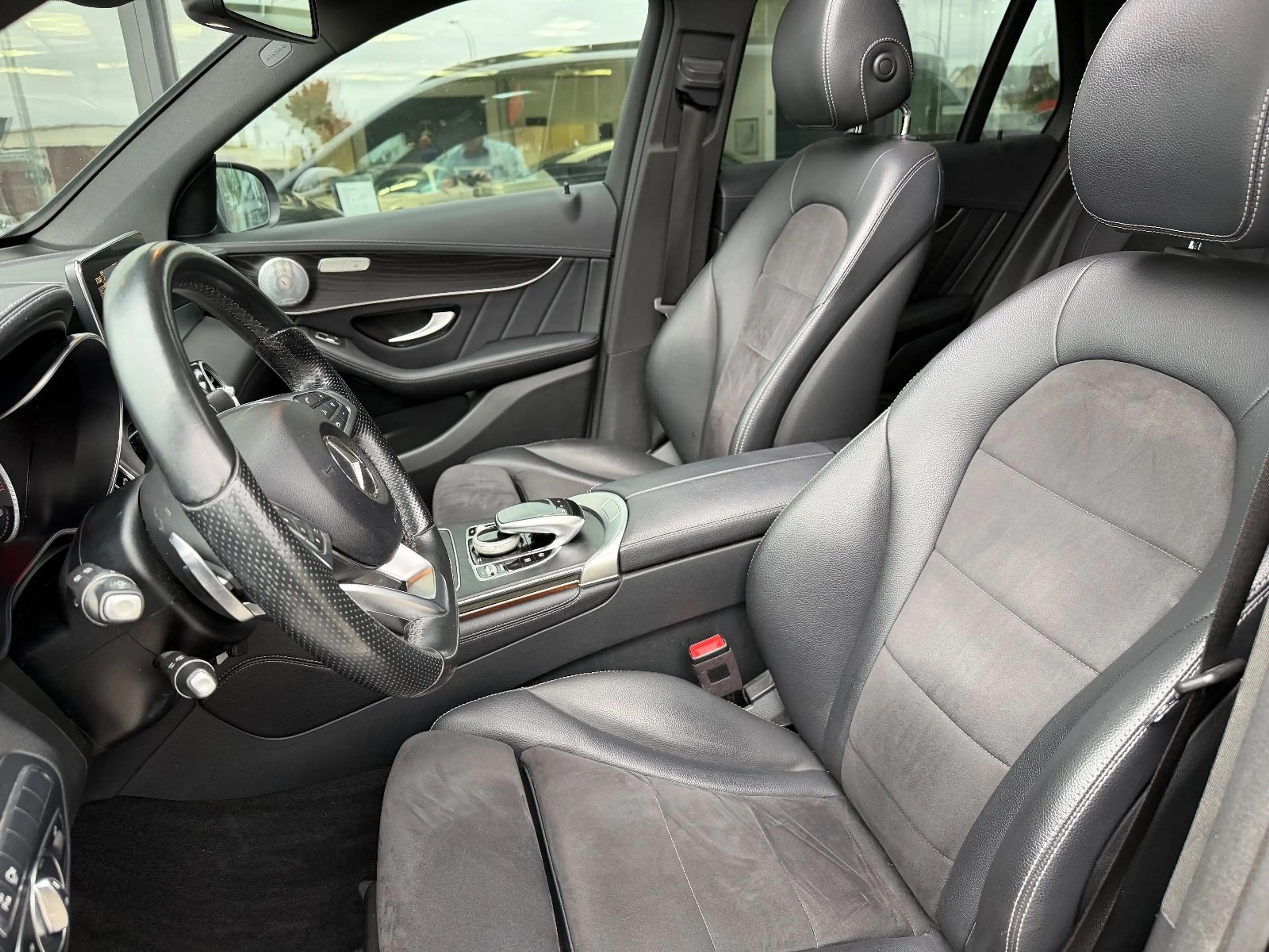 Mercedes-Benz GLC 350 d 4M AMG, Multibeam, AHK, Pano, Burm. — photo 11