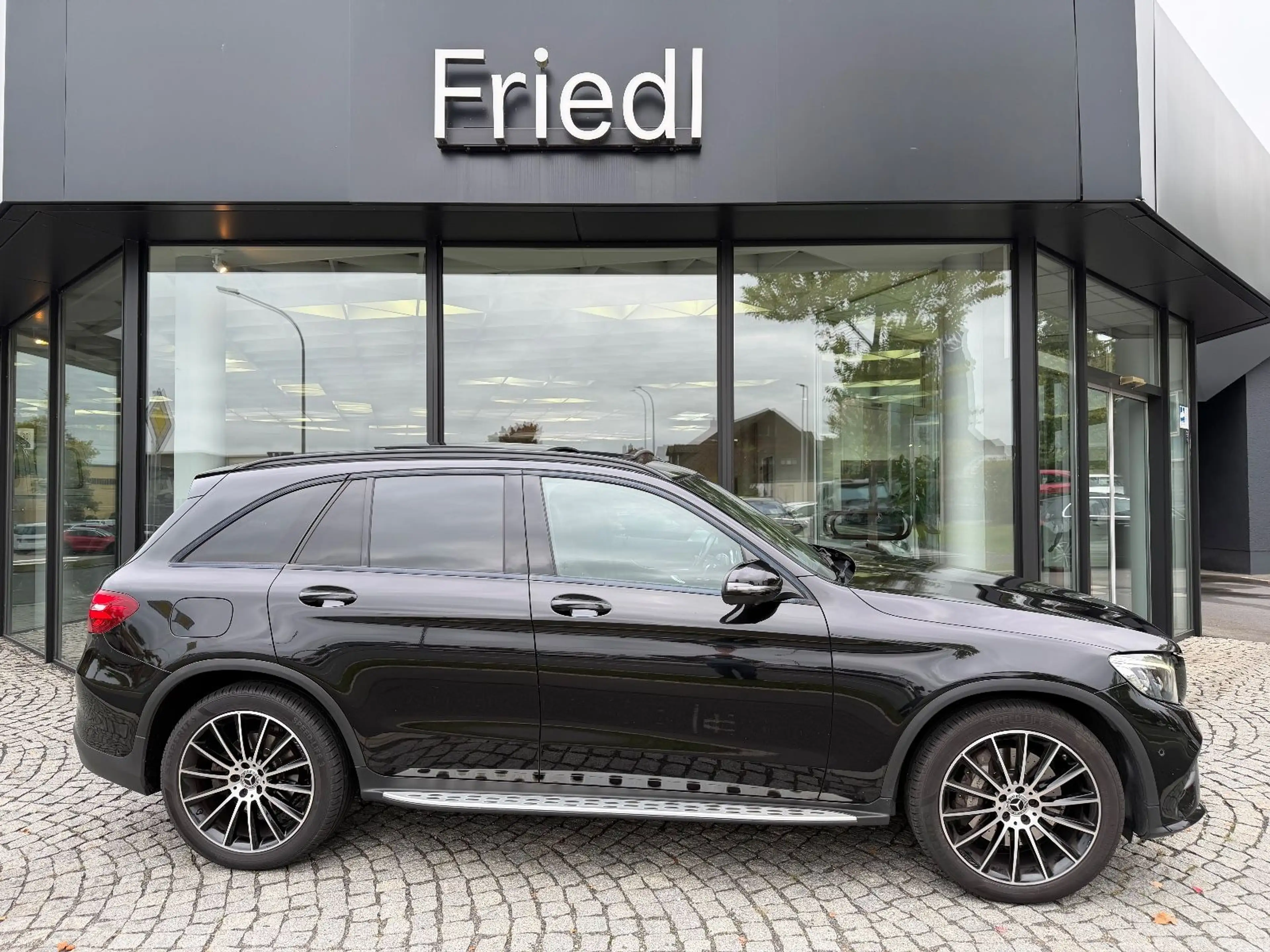 Mercedes-Benz GLC 350 d 4M AMG, Multibeam, AHK, Pano, Burm. — photo 2