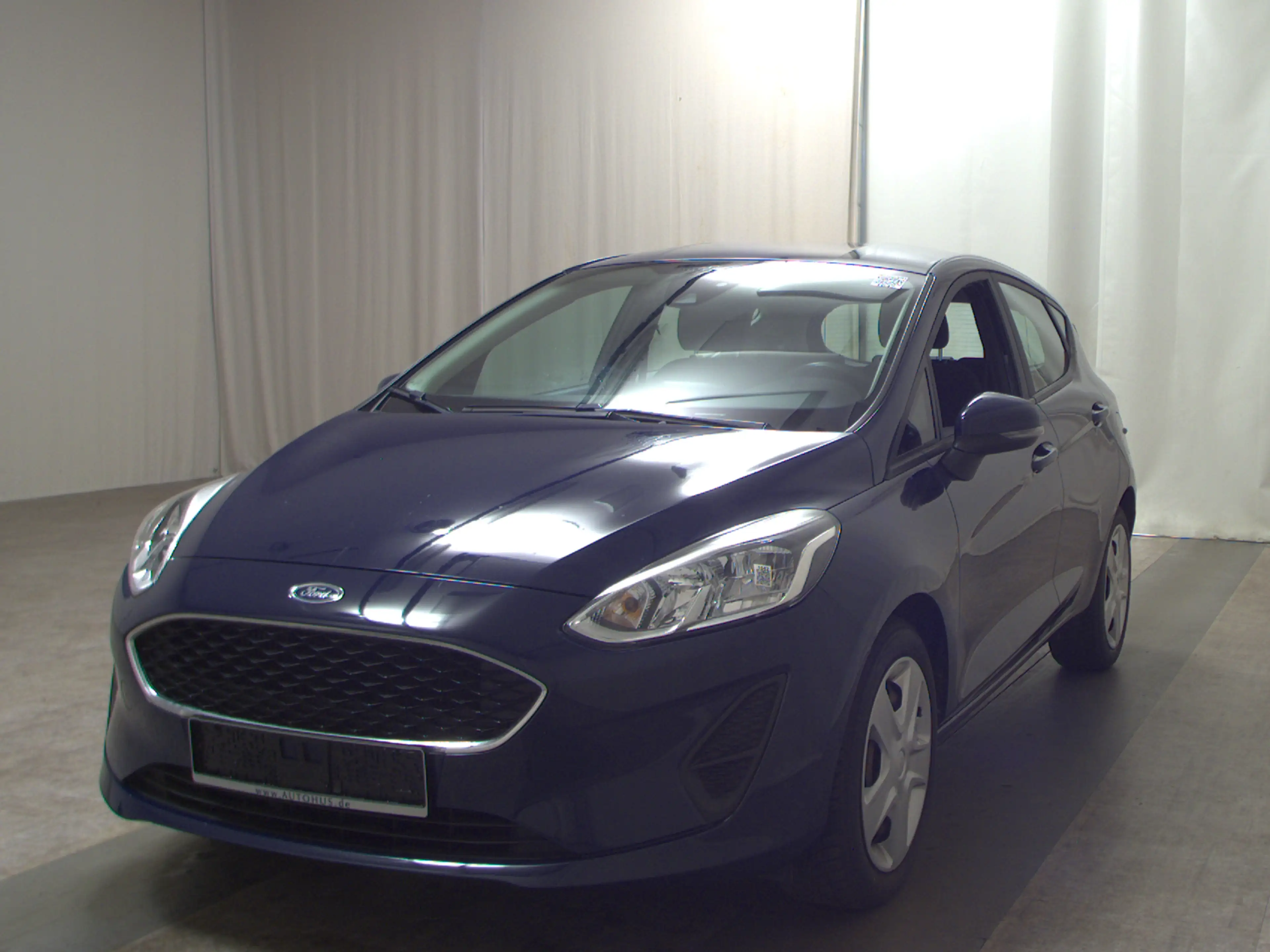 Ford Fiesta 1.5 EB Trend SHZ PDC — photo 2