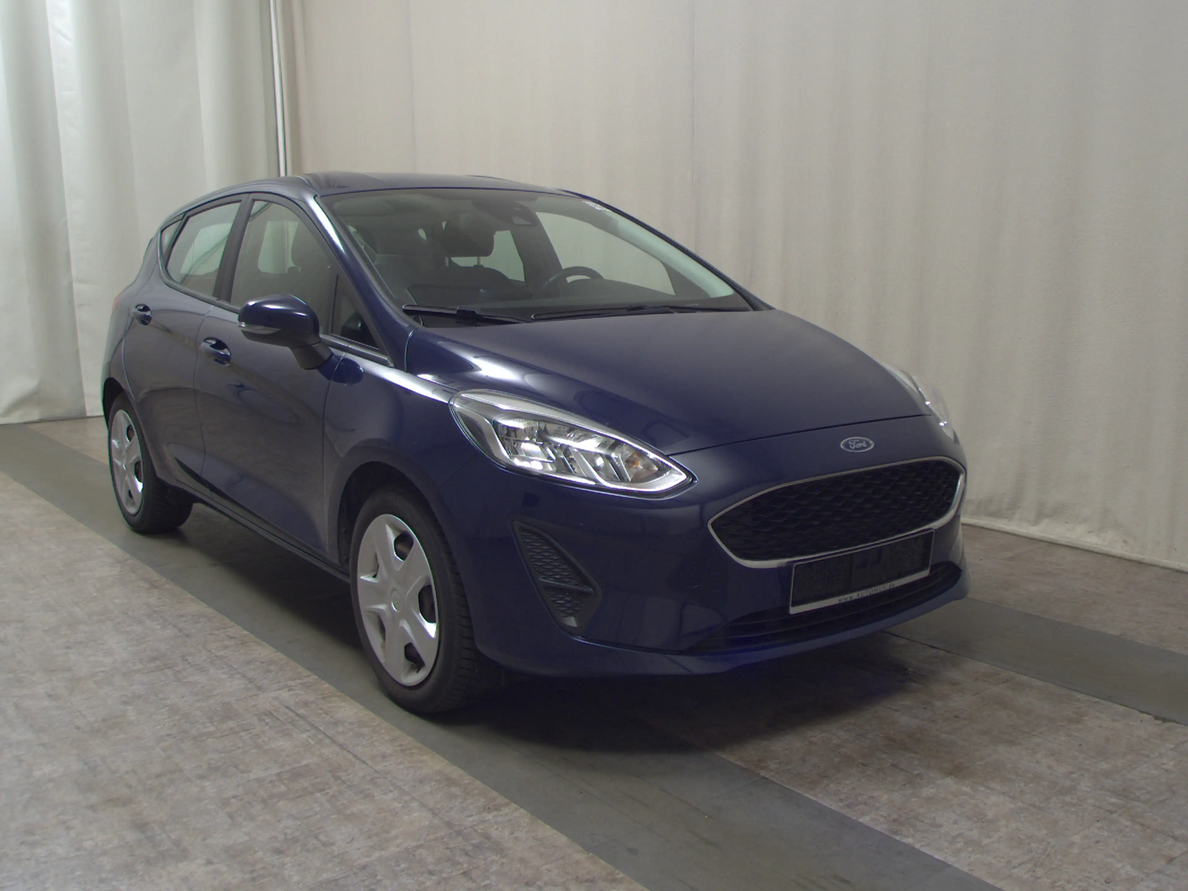 Ford Fiesta 1.5 EB Trend SHZ PDC — photo 3