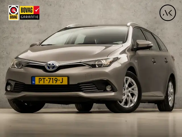 Toyota Auris Touring Sports 1.8 Hybrid Dynamic Sport Automaat (