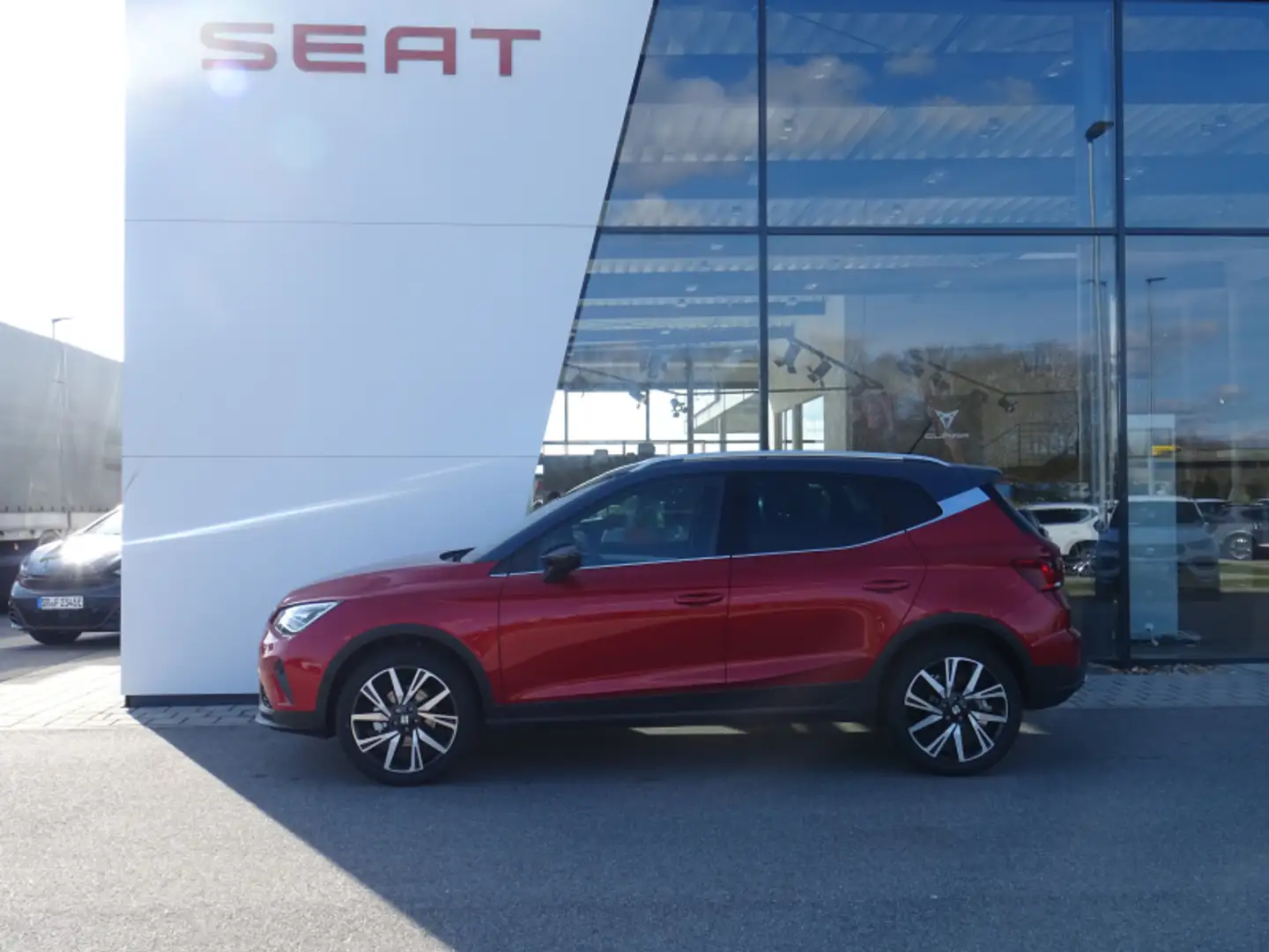 SEAT Arona Arona 1.0 TSI FR 115PS Navi ACC Totwink 18"Alu Kes Rosso - 1