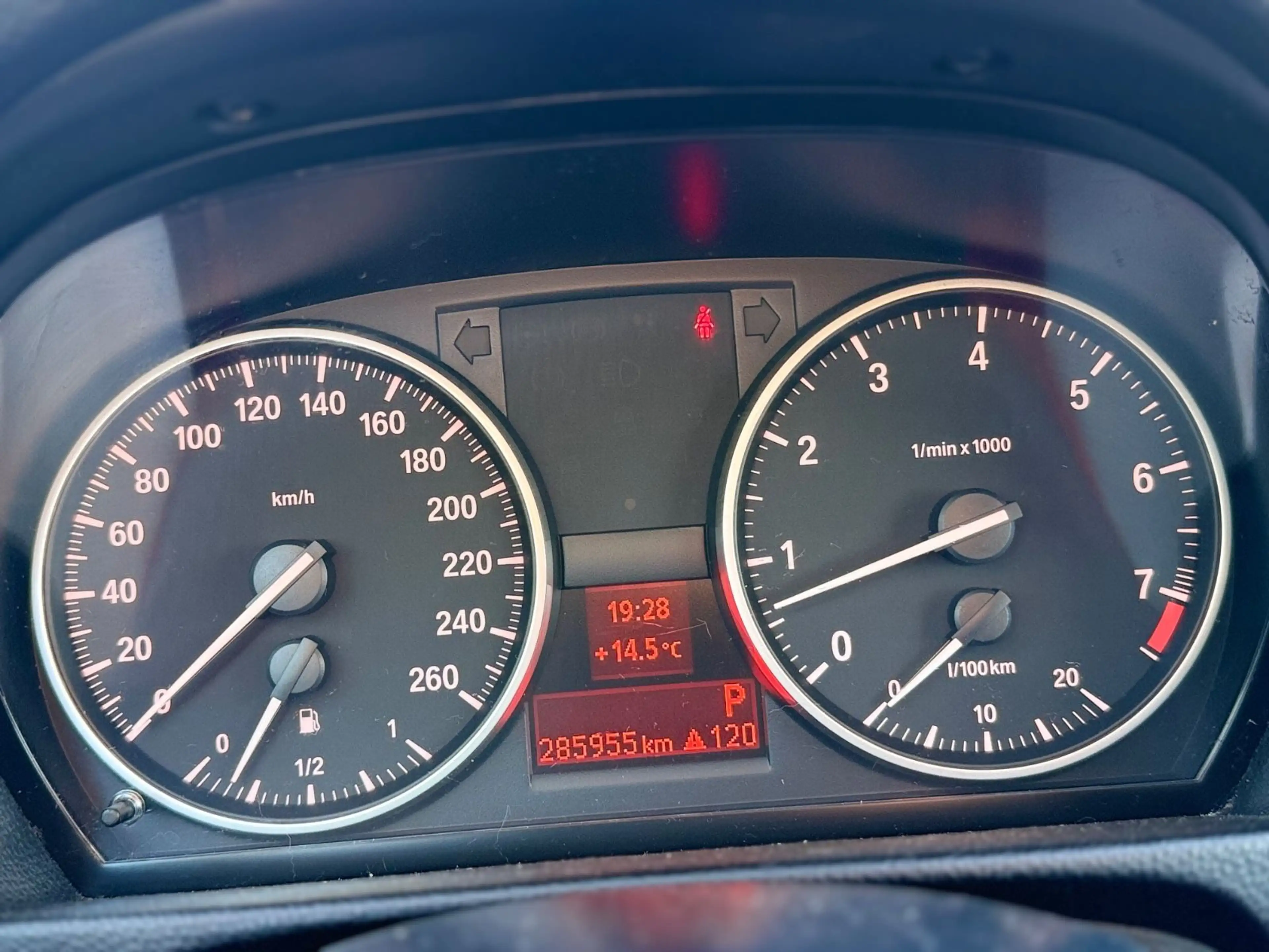 BMW 320 i Coupe / Automatik / Navi / Xenon / PDC — photo 12