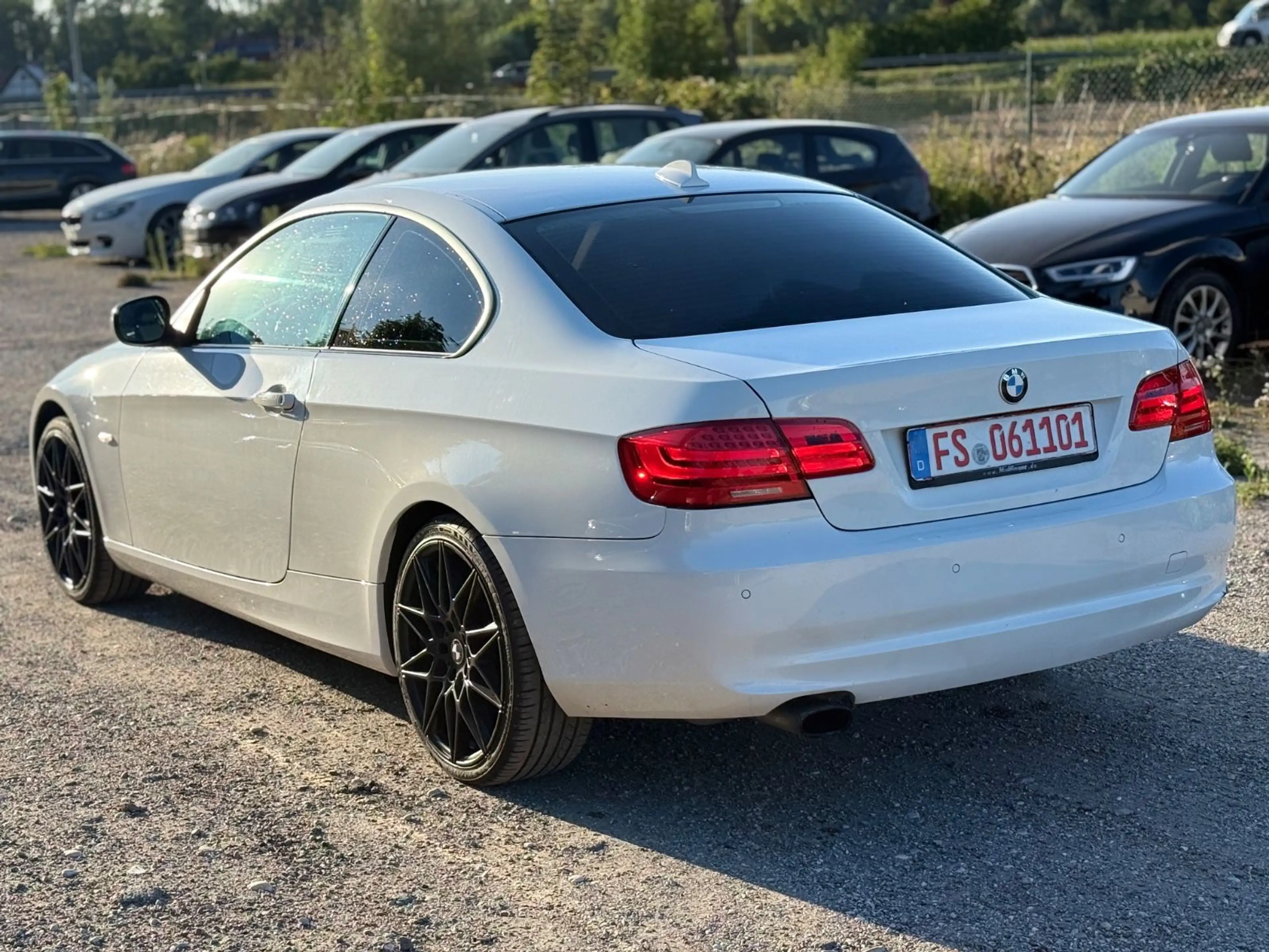 BMW 320 i Coupe / Automatik / Navi / Xenon / PDC — photo 3