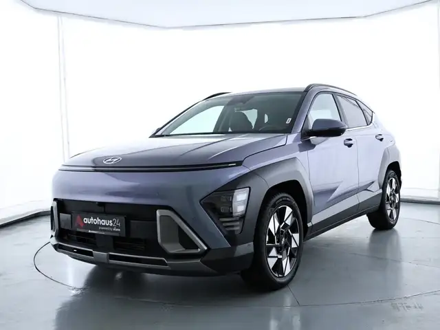 Hyundai Kona view 3