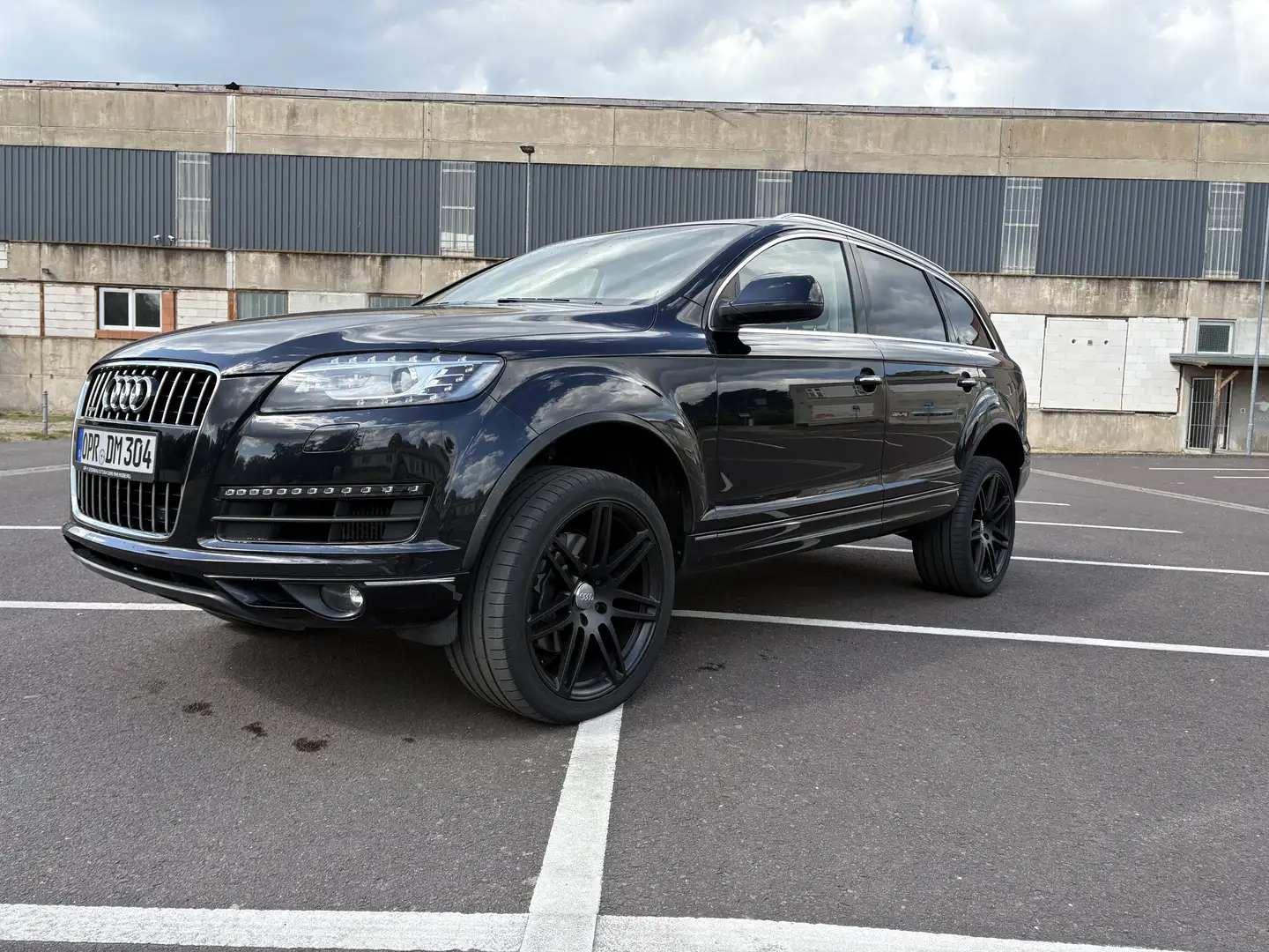 Audi Q7 - 1