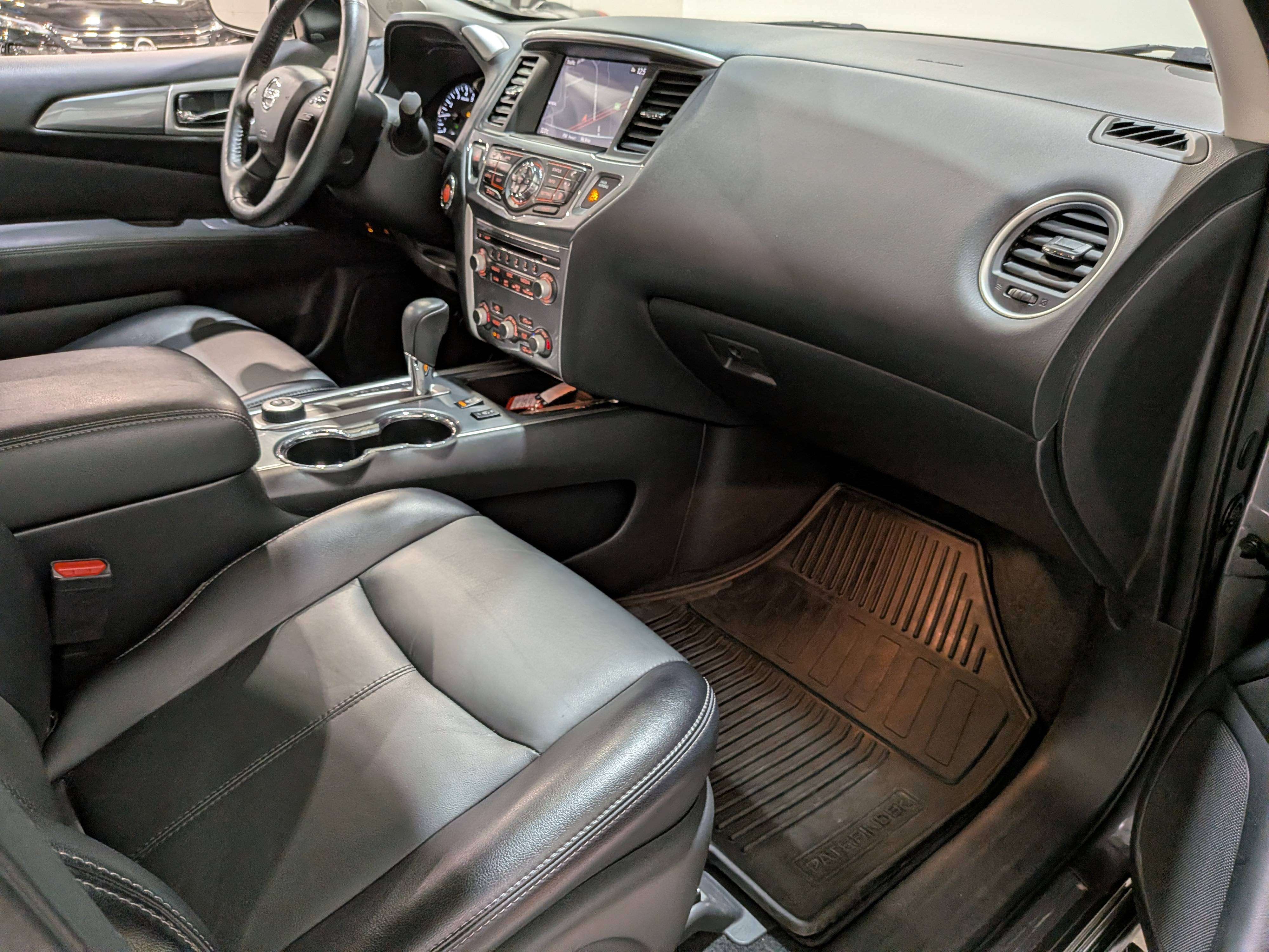 Nissan Pathfinder 2020