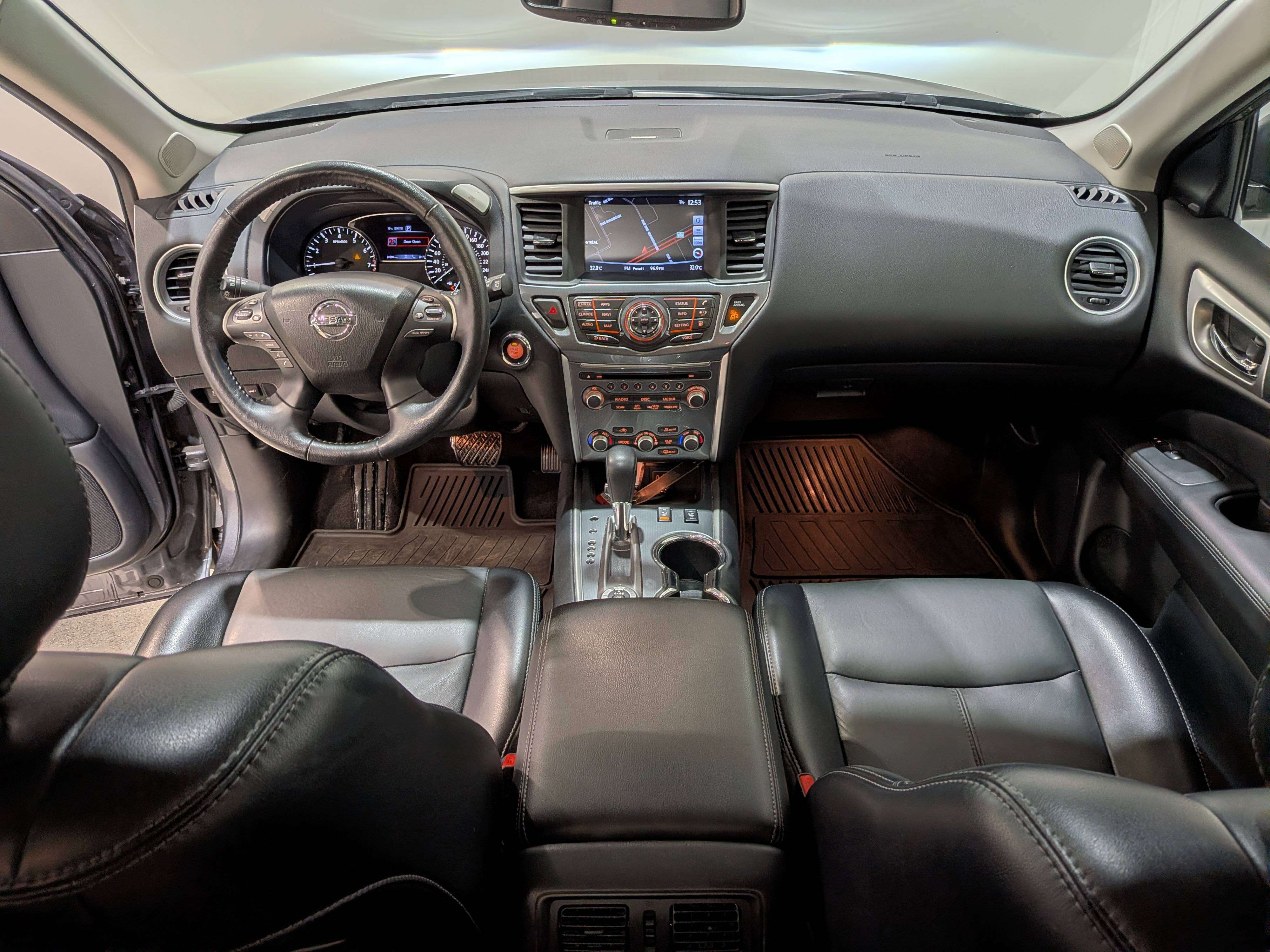 Nissan Pathfinder 2020