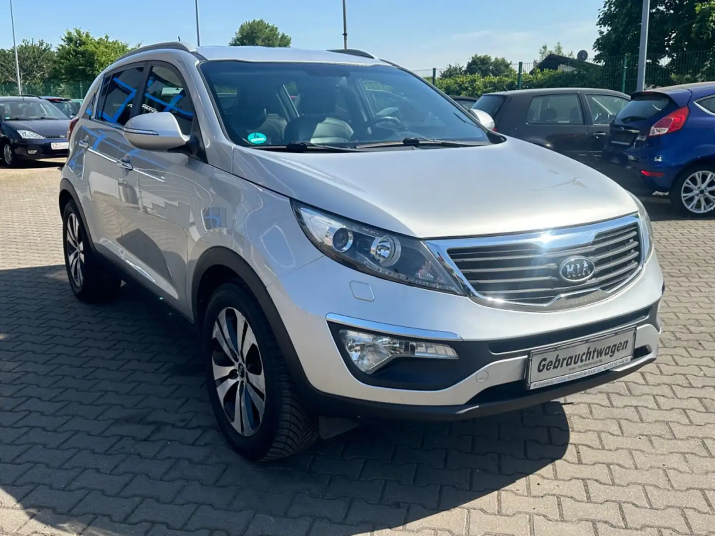 Kia Sportage Spirit 2WD Plateado - 2