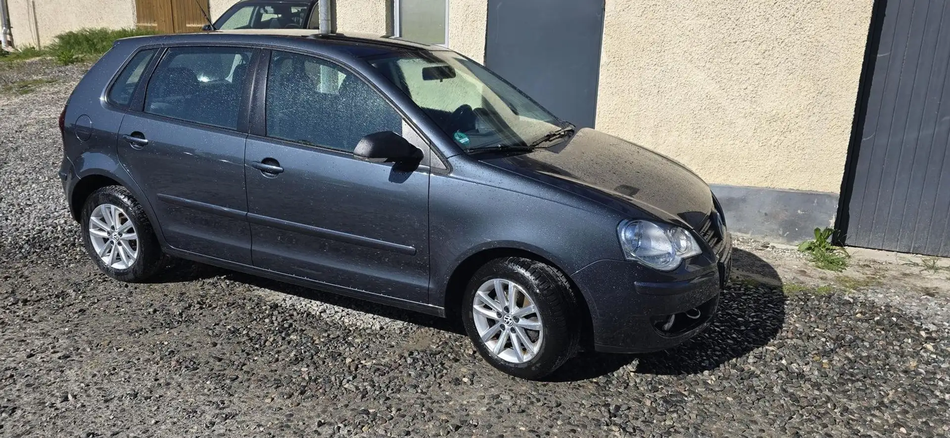 Volkswagen Polo 1,4 Liter *Allwetterreifen*1.Hand* Gris - 1