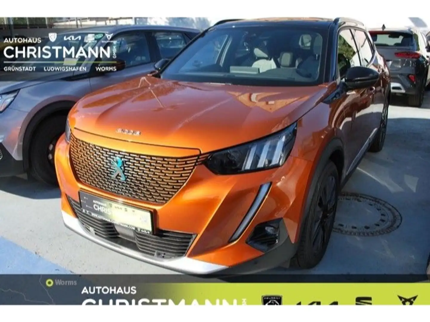 Peugeot 2008 e GT 136 Navigation LED ACC Rückfahrkamera Apple C Orange - 2