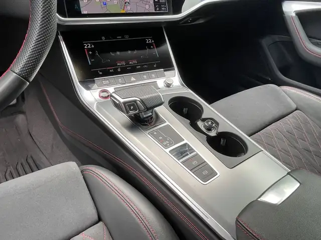 Audi S6 view 15