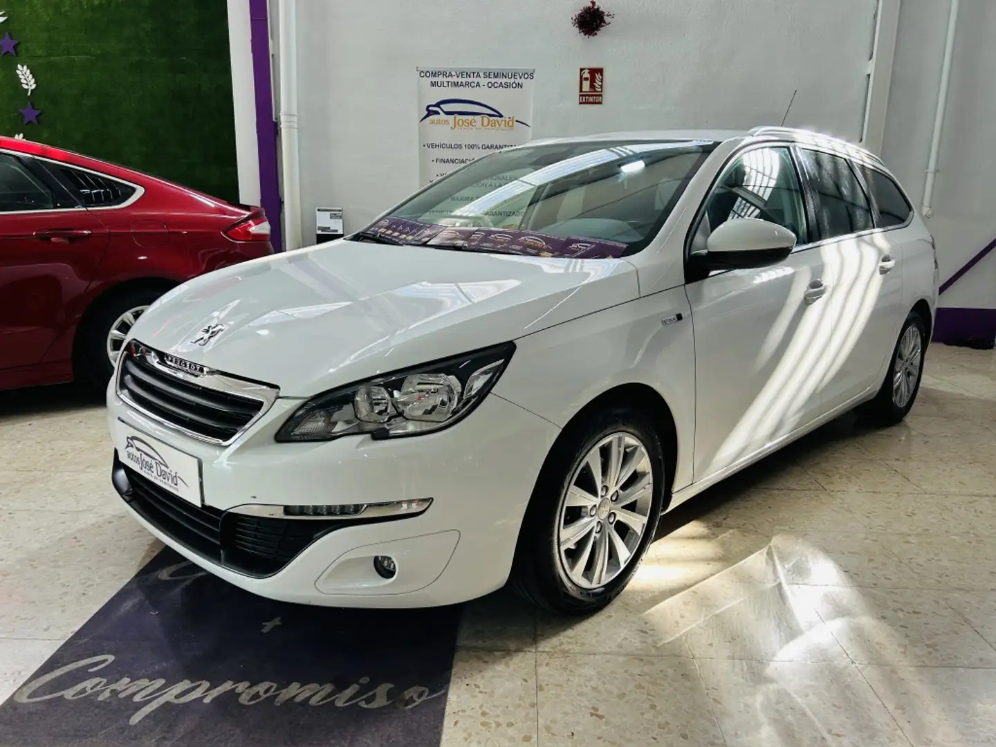 Peugeot 308 1.2 PureTech S&S Access 110 Blanc - 2